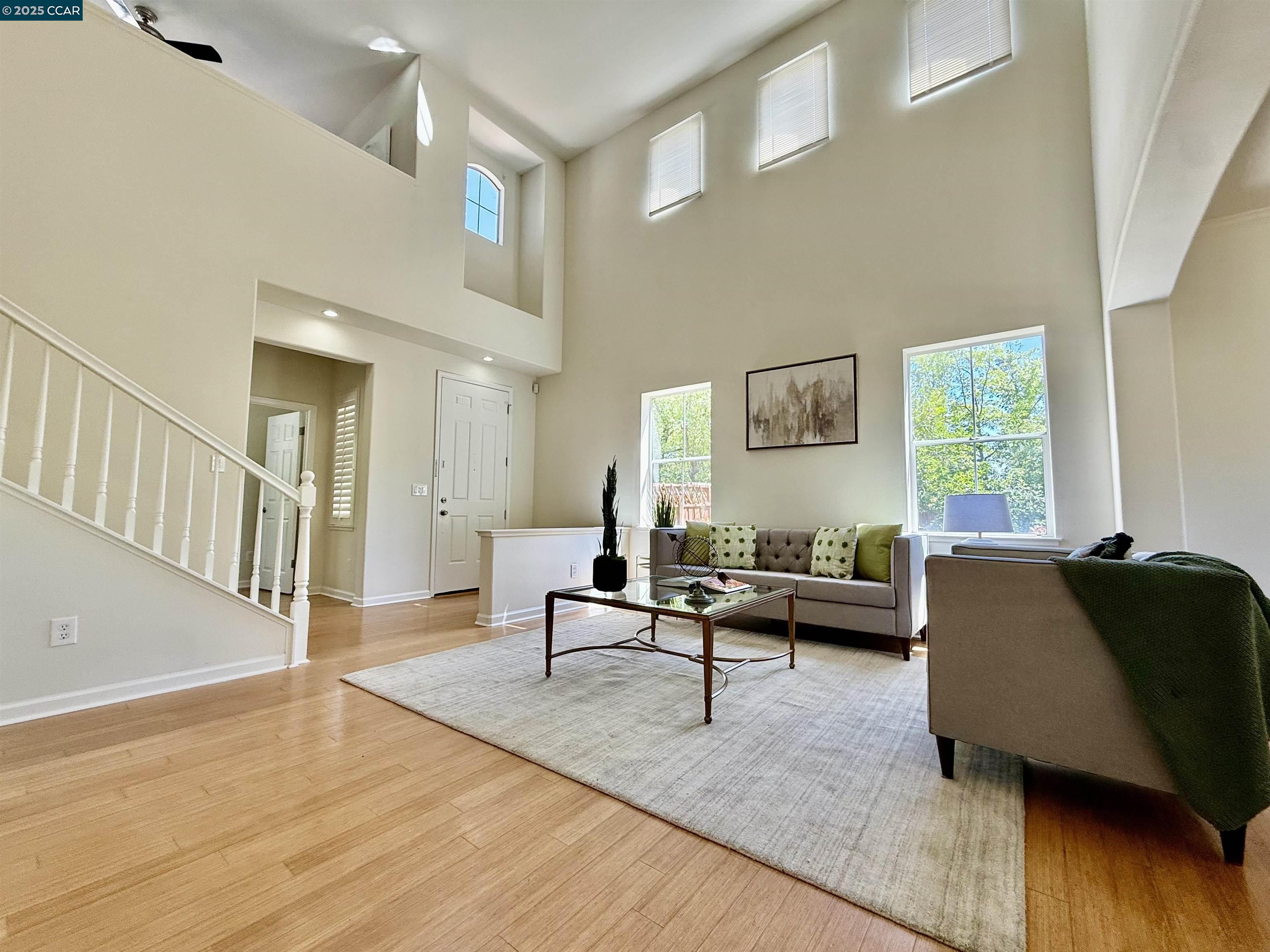 Detail Gallery Image 5 of 60 For 2325 Lansdowne Pl, Vallejo,  CA 94591 - 4 Beds | 3 Baths