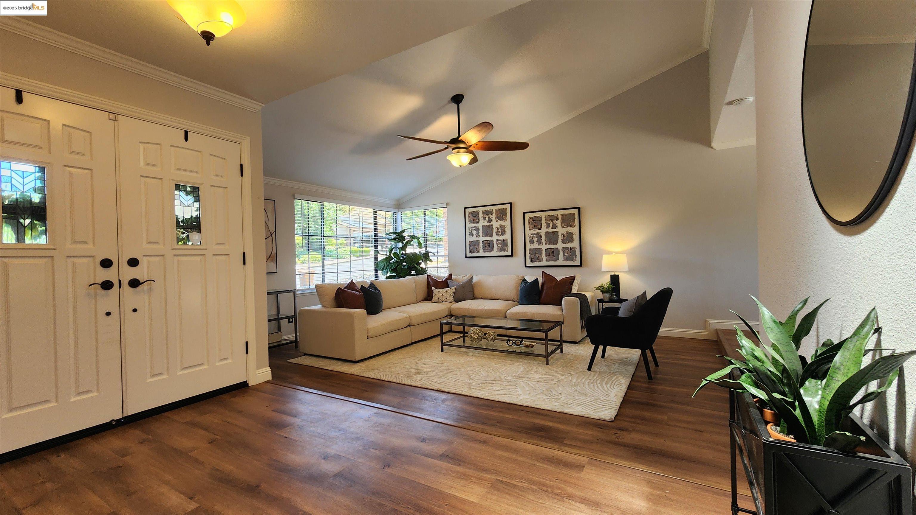Detail Gallery Image 2 of 50 For 2320 Chardonnay Way, Antioch,  CA 94509 - 4 Beds | 2/1 Baths