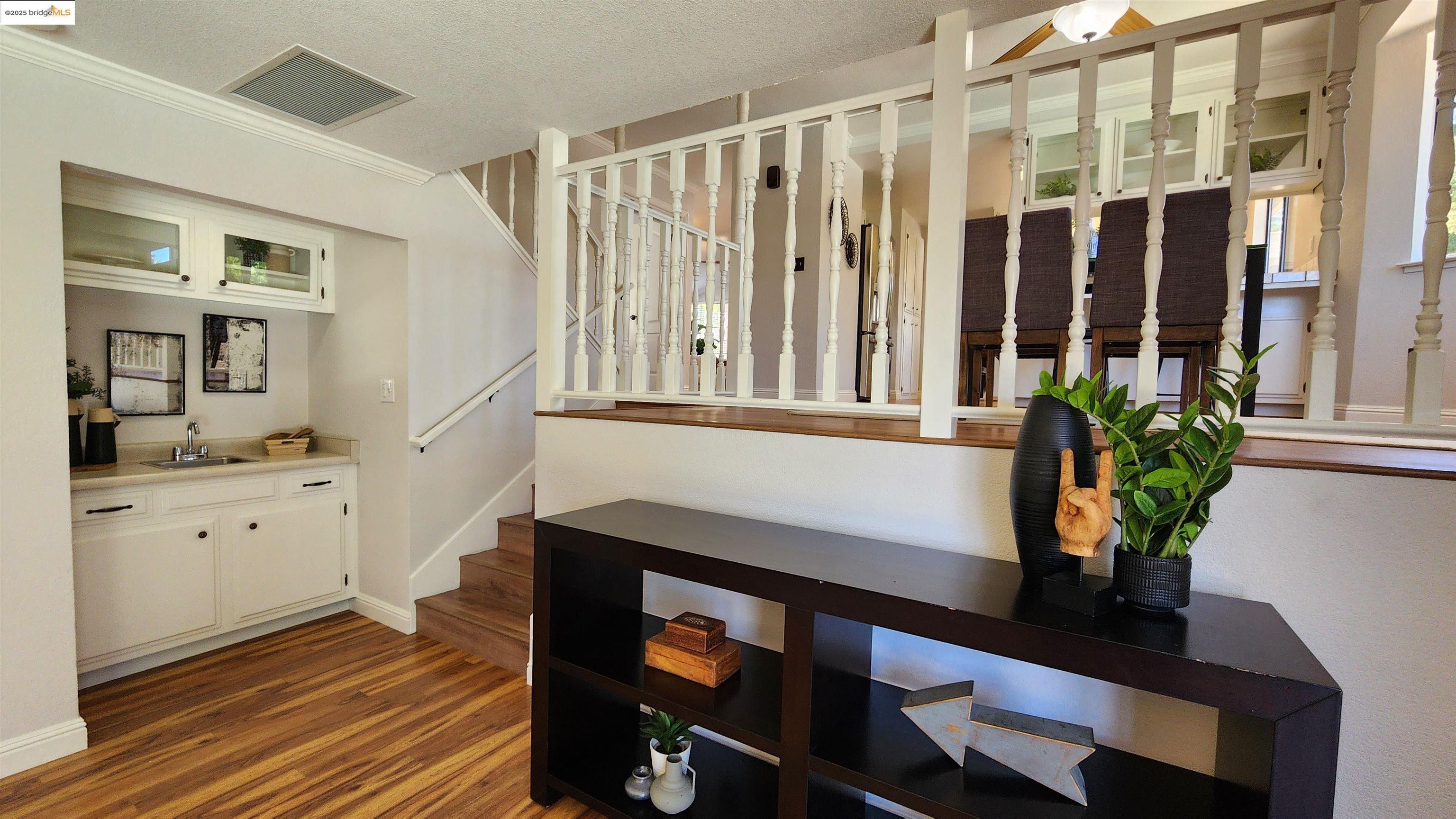 Detail Gallery Image 19 of 50 For 2320 Chardonnay Way, Antioch,  CA 94509 - 4 Beds | 2/1 Baths