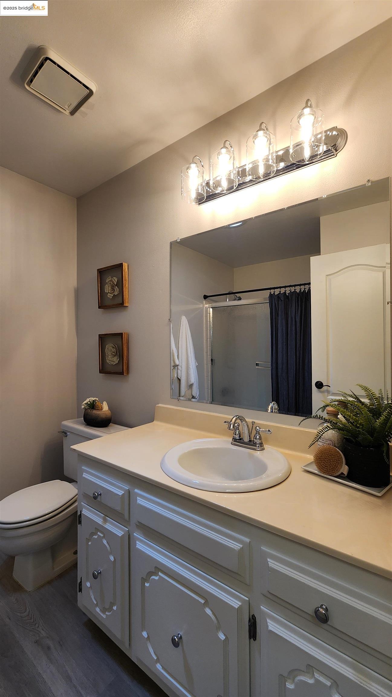 Detail Gallery Image 33 of 50 For 2320 Chardonnay Way, Antioch,  CA 94509 - 4 Beds | 2/1 Baths