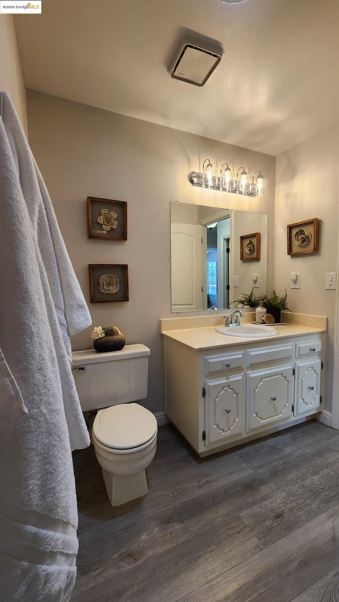 Detail Gallery Image 35 of 50 For 2320 Chardonnay Way, Antioch,  CA 94509 - 4 Beds | 2/1 Baths