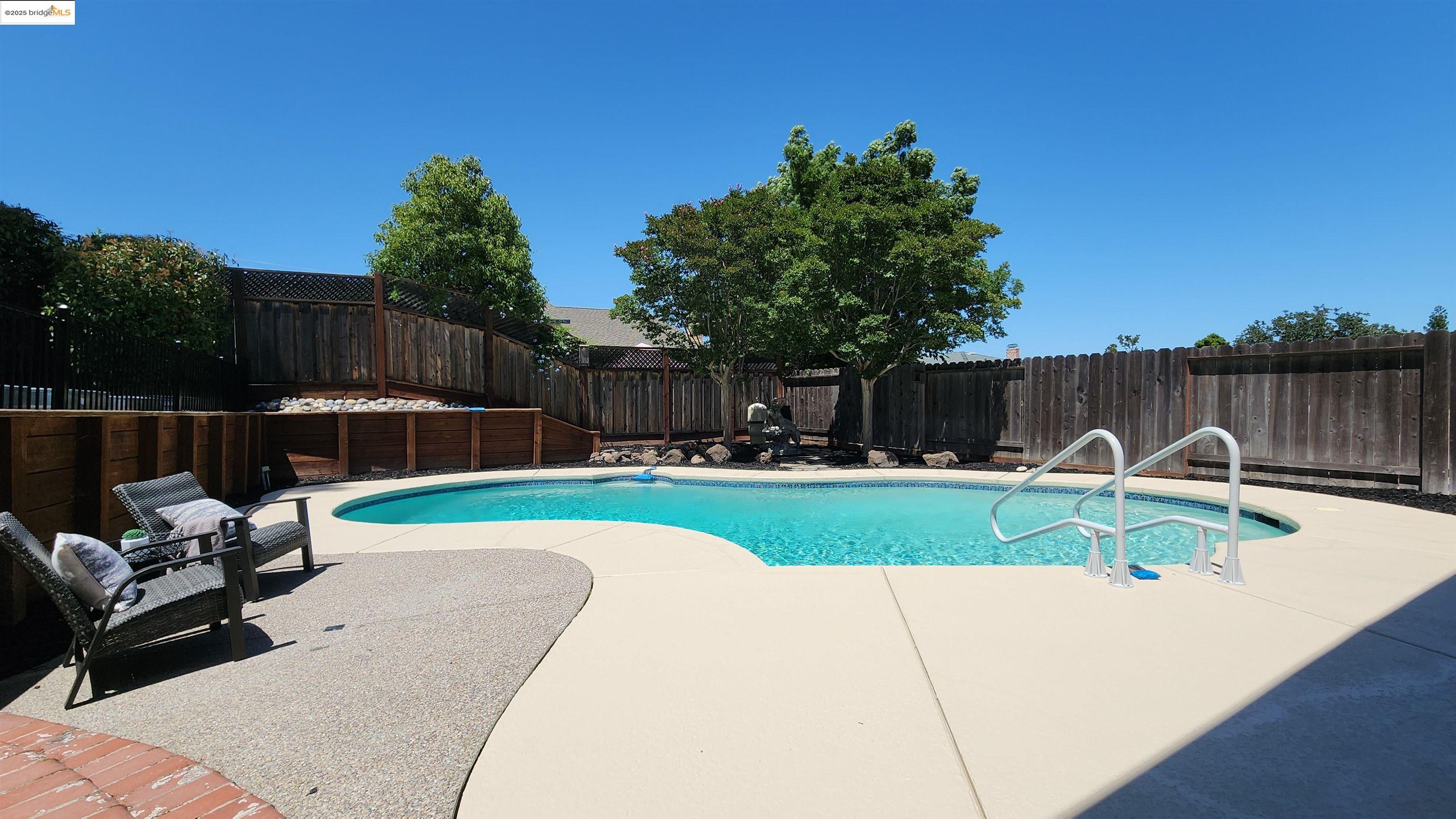 Detail Gallery Image 41 of 50 For 2320 Chardonnay Way, Antioch,  CA 94509 - 4 Beds | 2/1 Baths