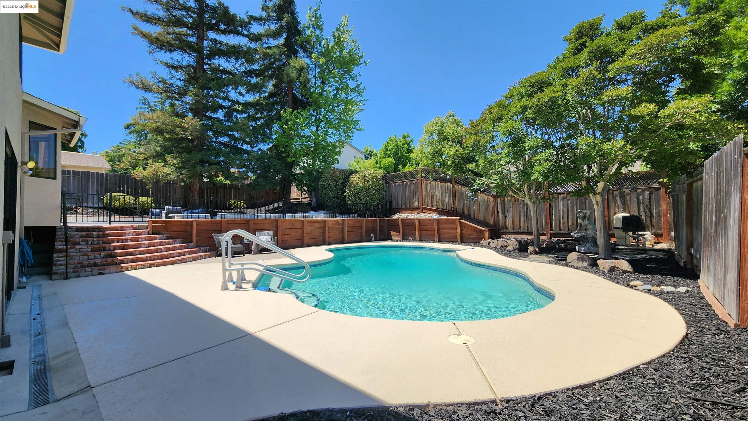 Detail Gallery Image 42 of 50 For 2320 Chardonnay Way, Antioch,  CA 94509 - 4 Beds | 2/1 Baths