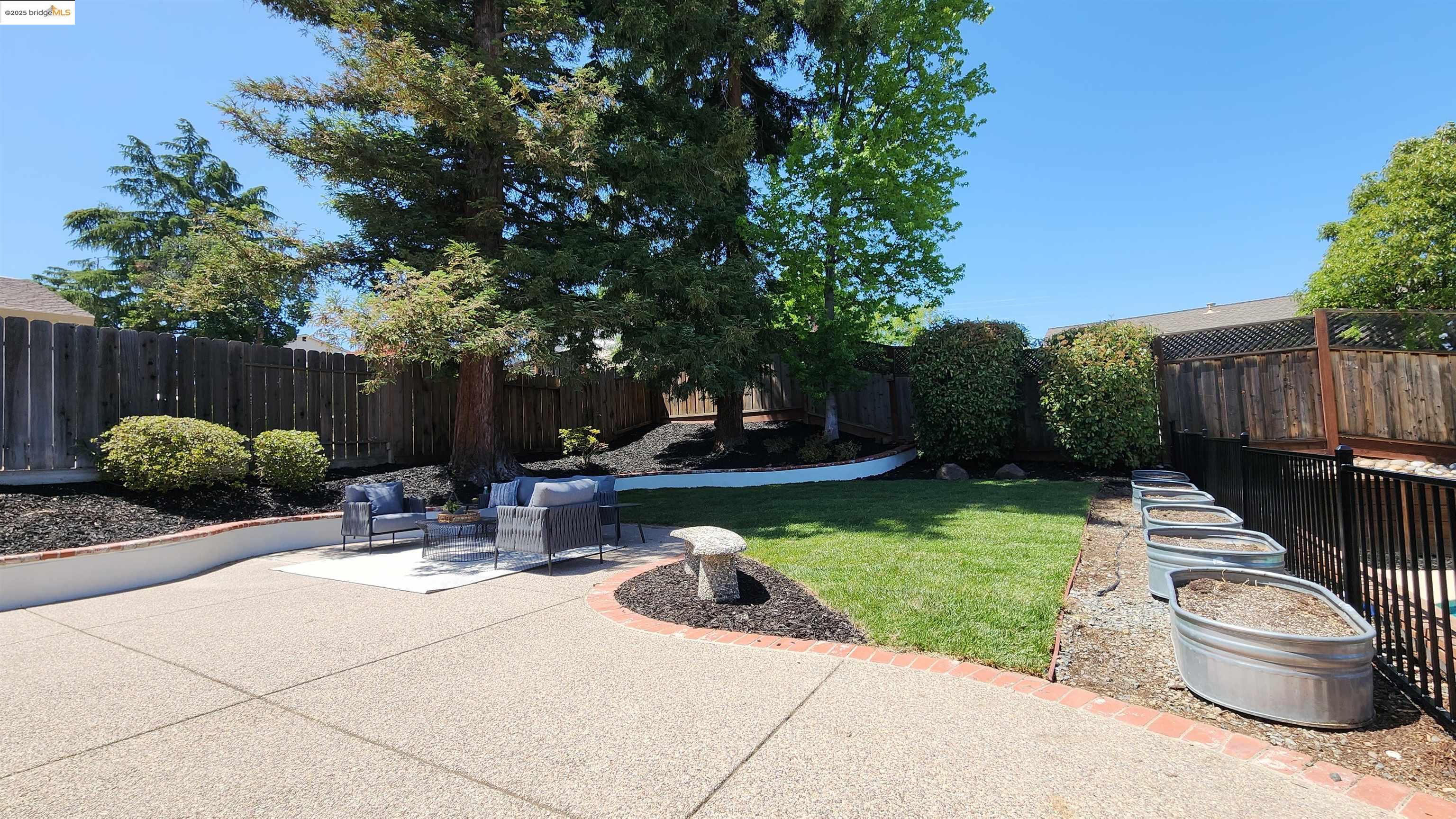 Detail Gallery Image 44 of 50 For 2320 Chardonnay Way, Antioch,  CA 94509 - 4 Beds | 2/1 Baths