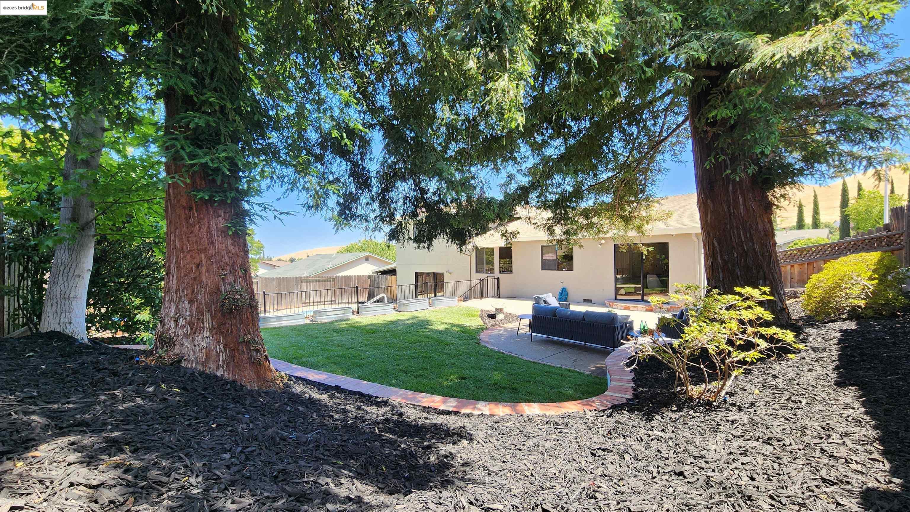 Detail Gallery Image 46 of 50 For 2320 Chardonnay Way, Antioch,  CA 94509 - 4 Beds | 2/1 Baths