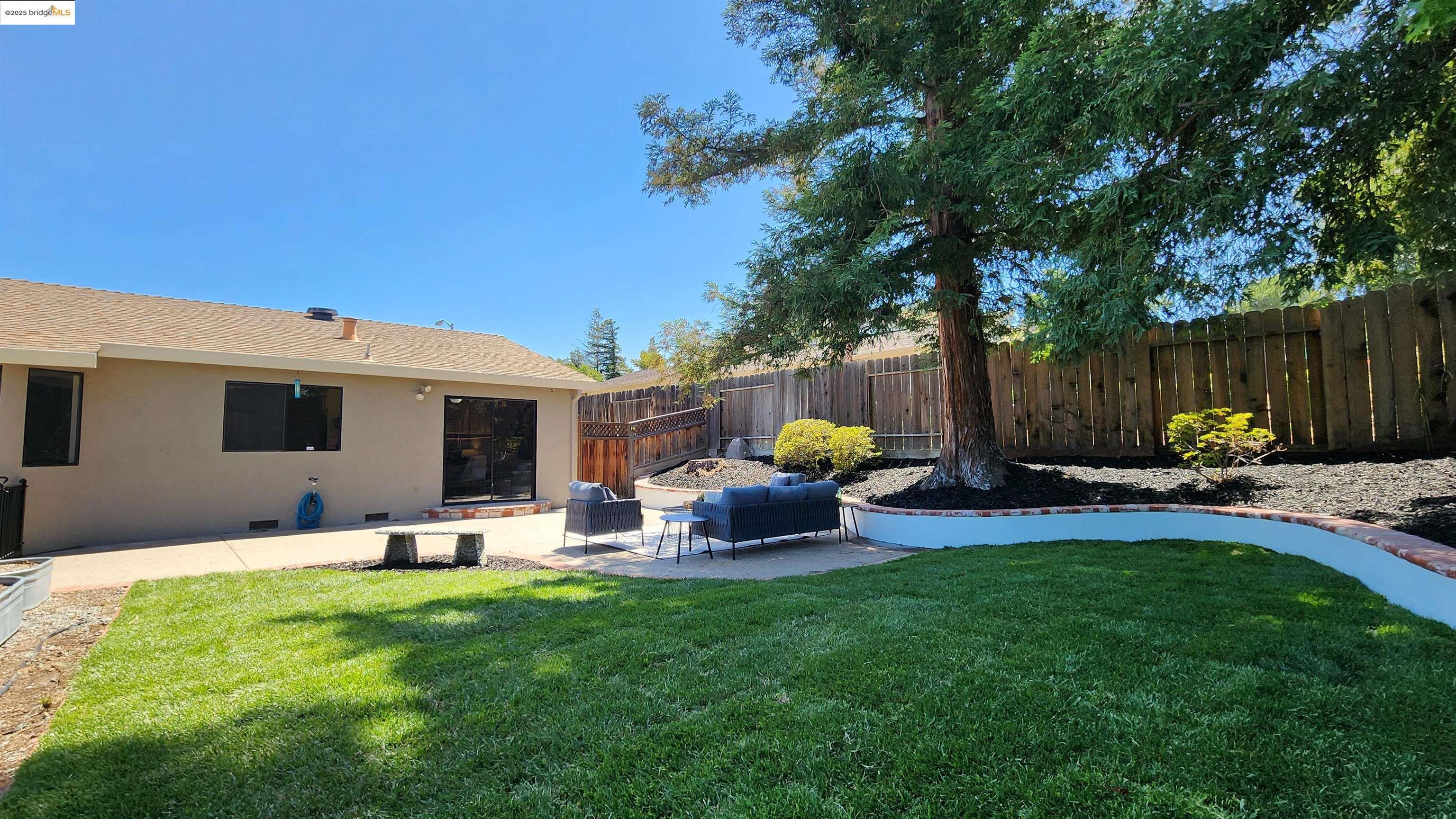 Detail Gallery Image 47 of 50 For 2320 Chardonnay Way, Antioch,  CA 94509 - 4 Beds | 2/1 Baths