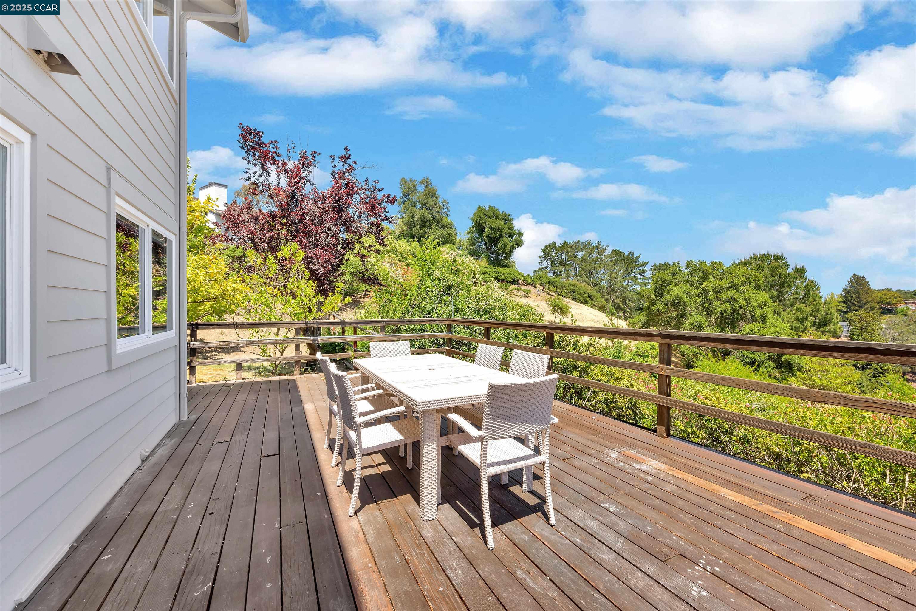 Detail Gallery Image 24 of 27 For 363 Calle La Montana, Moraga,  CA 94556 - 4 Beds | 2/1 Baths