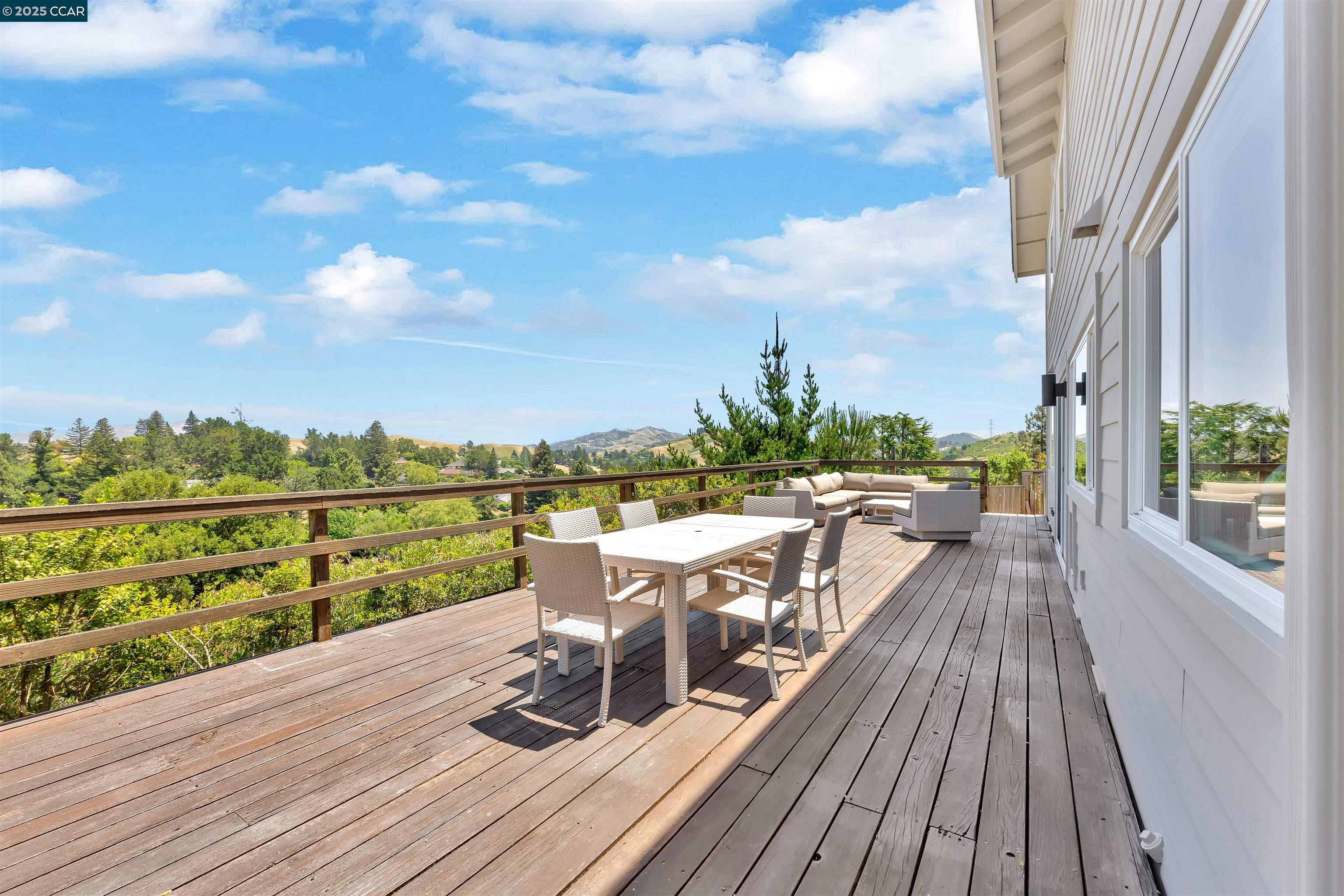 Detail Gallery Image 26 of 27 For 363 Calle La Montana, Moraga,  CA 94556 - 4 Beds | 2/1 Baths
