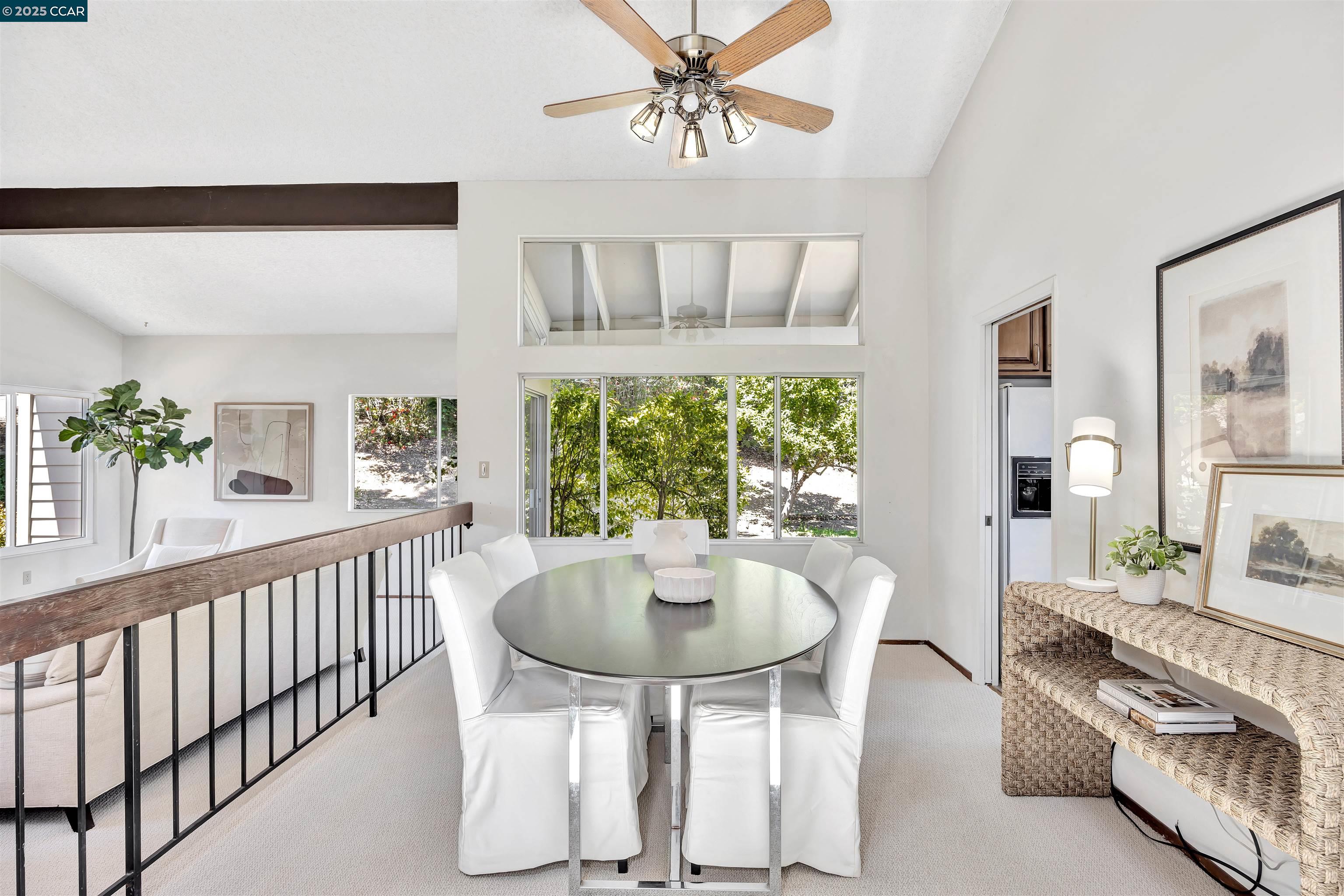 Detail Gallery Image 5 of 27 For 363 Calle La Montana, Moraga,  CA 94556 - 4 Beds | 2/1 Baths