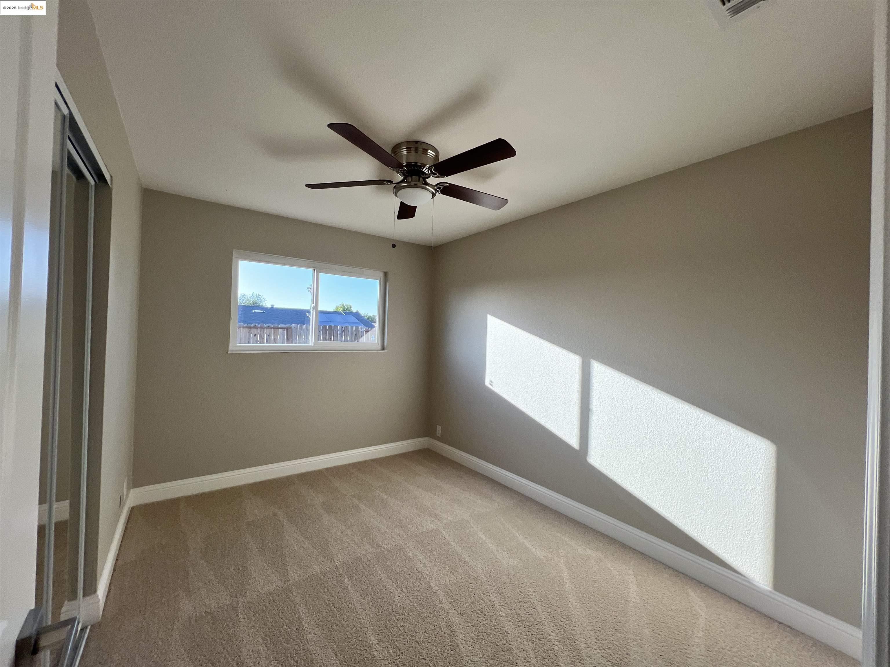 Detail Gallery Image 3 of 15 For 2796 Entrada Cir, Antioch,  CA 94509 - 4 Beds | 2 Baths