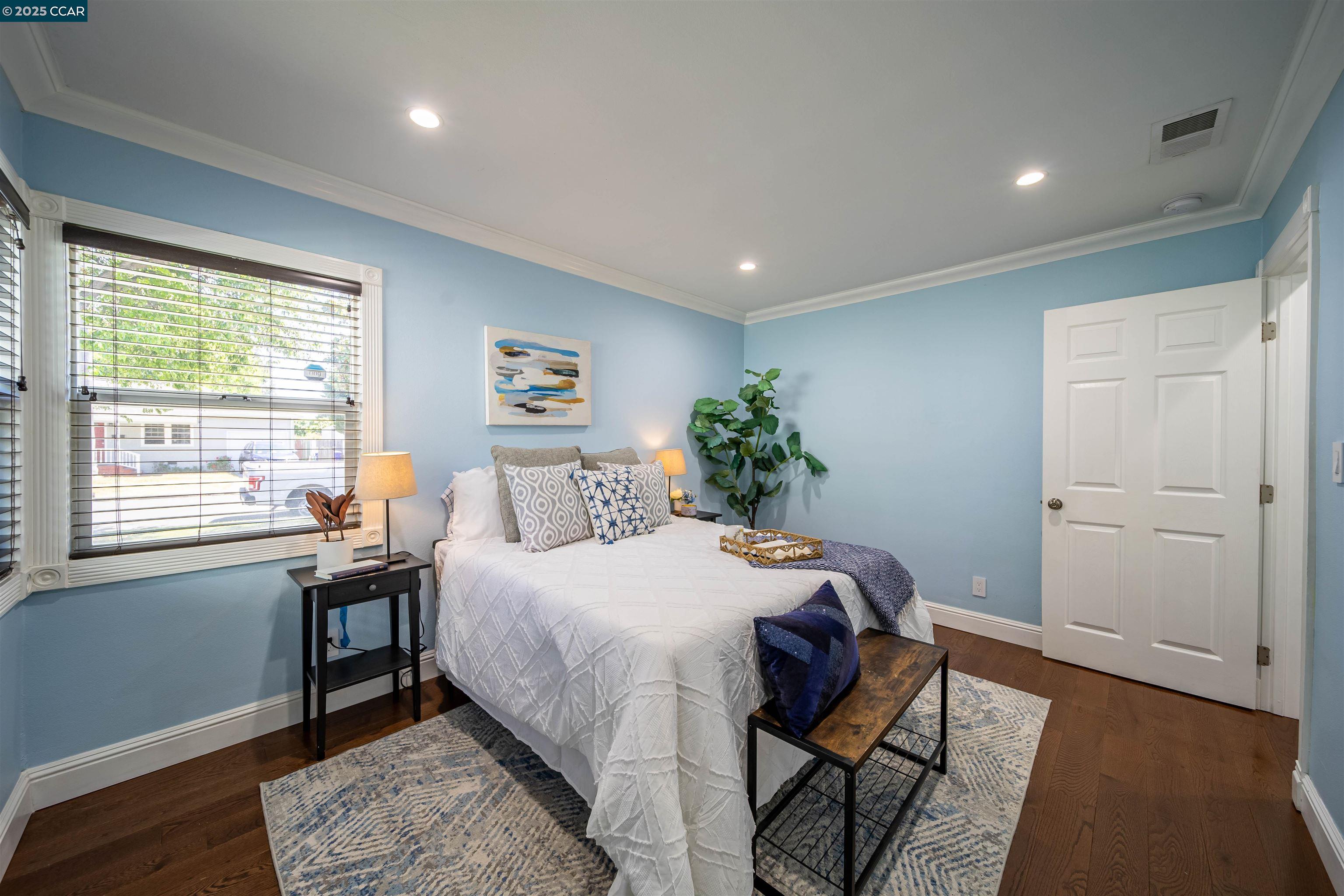 Detail Gallery Image 17 of 39 For 2421 Lincoln Ave, Richmond,  CA 94804 - 3 Beds | 1 Baths