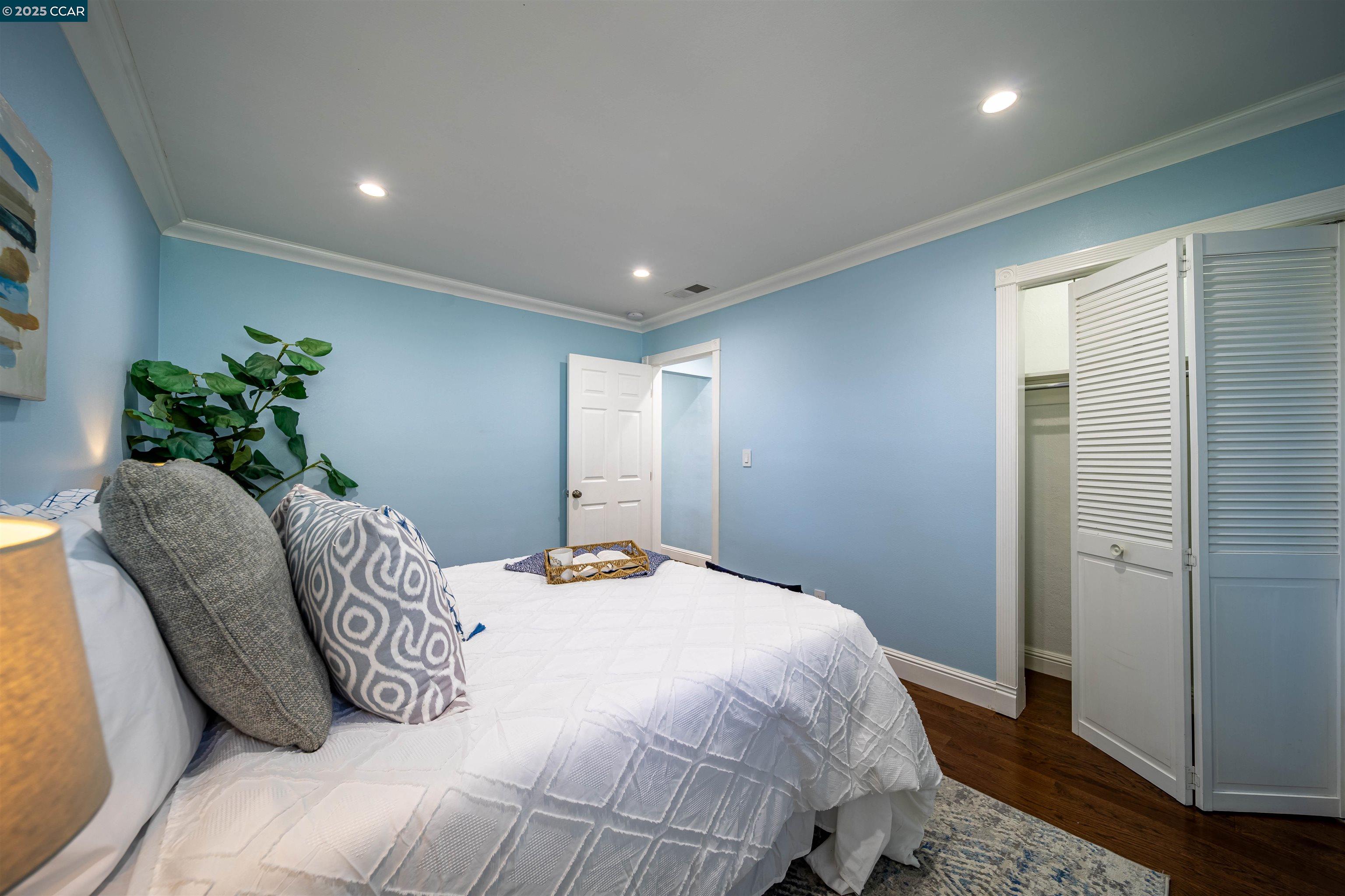Detail Gallery Image 18 of 39 For 2421 Lincoln Ave, Richmond,  CA 94804 - 3 Beds | 1 Baths