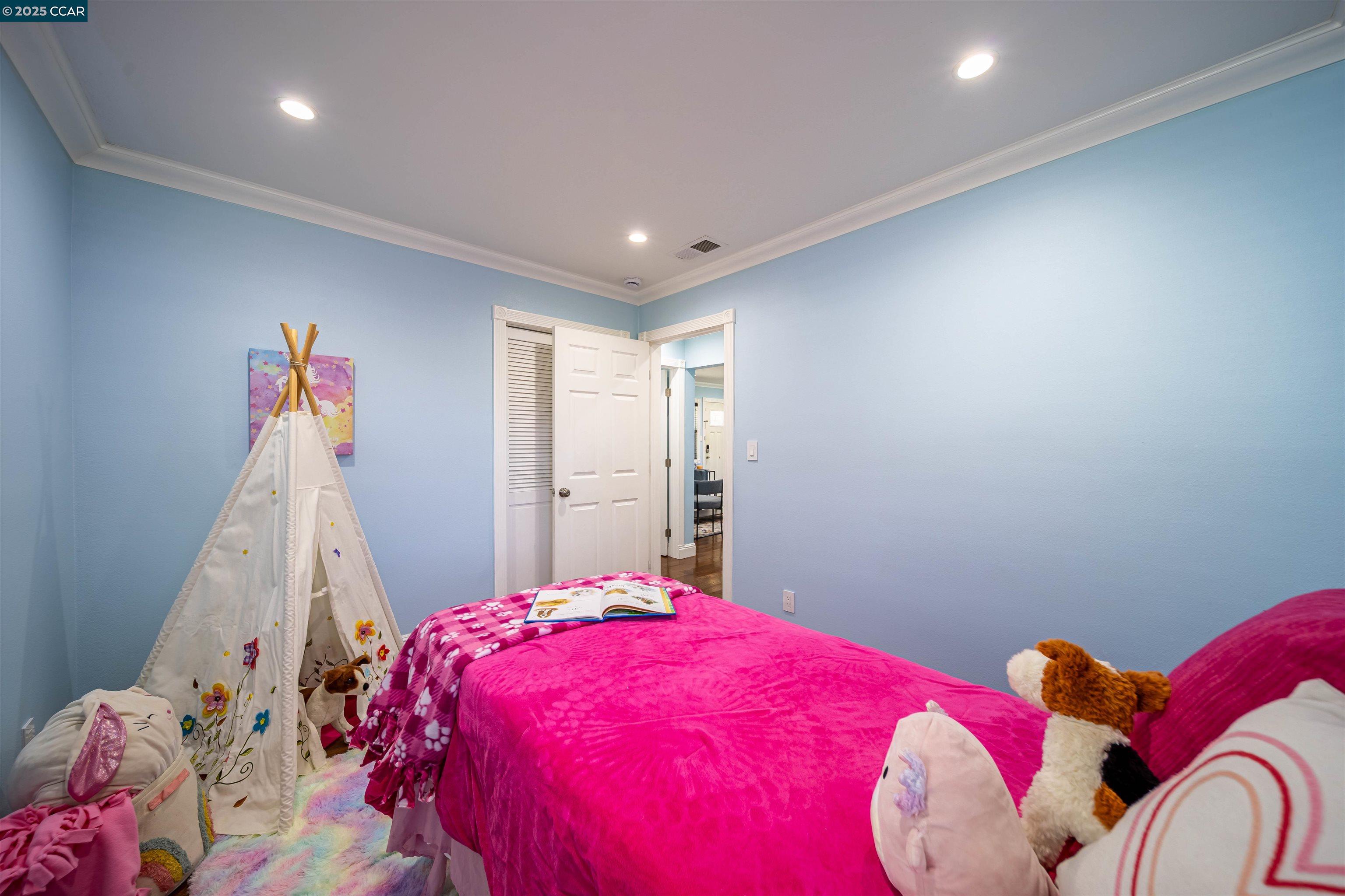 Detail Gallery Image 22 of 39 For 2421 Lincoln Ave, Richmond,  CA 94804 - 3 Beds | 1 Baths