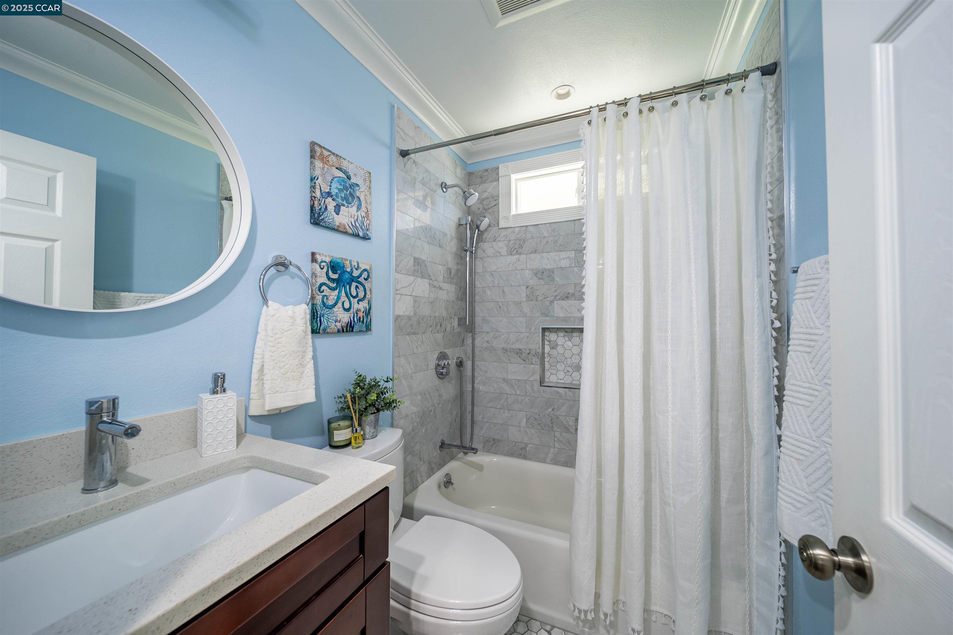 Detail Gallery Image 23 of 39 For 2421 Lincoln Ave, Richmond,  CA 94804 - 3 Beds | 1 Baths