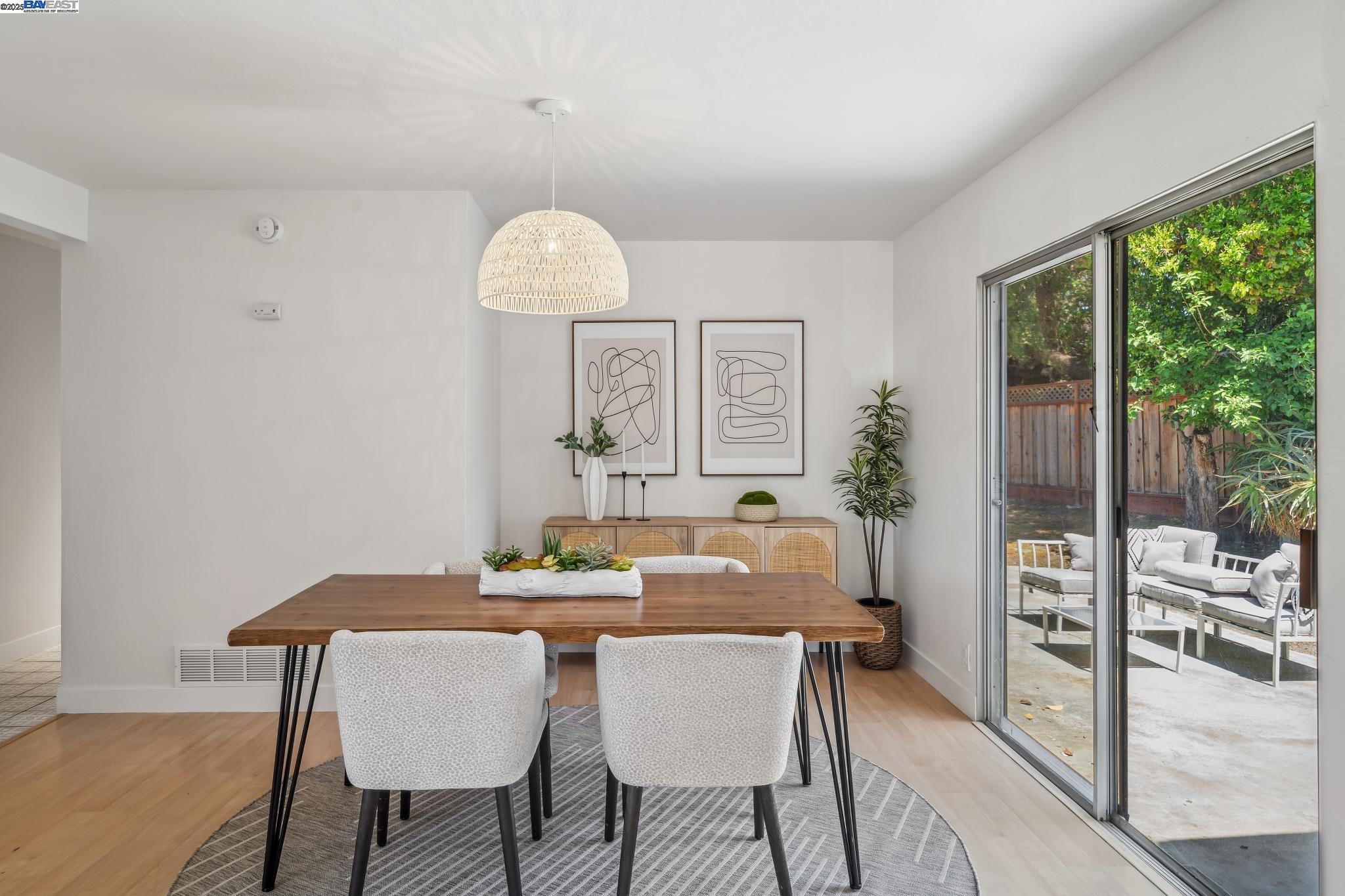 Detail Gallery Image 21 of 58 For 1764 via Flores, San Jose,  CA 95132 - 3 Beds | 2 Baths