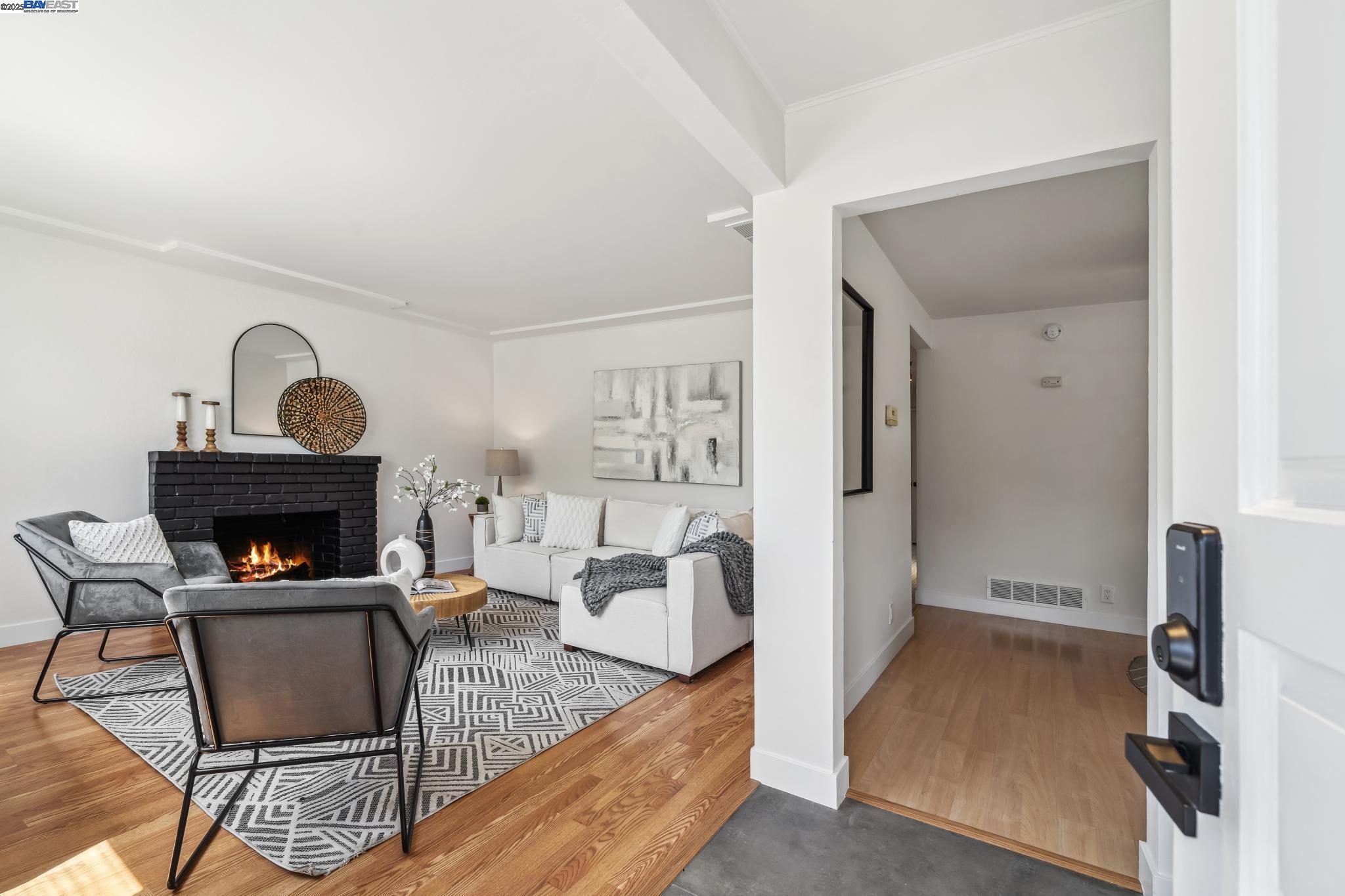 Detail Gallery Image 4 of 58 For 1764 via Flores, San Jose,  CA 95132 - 3 Beds | 2 Baths