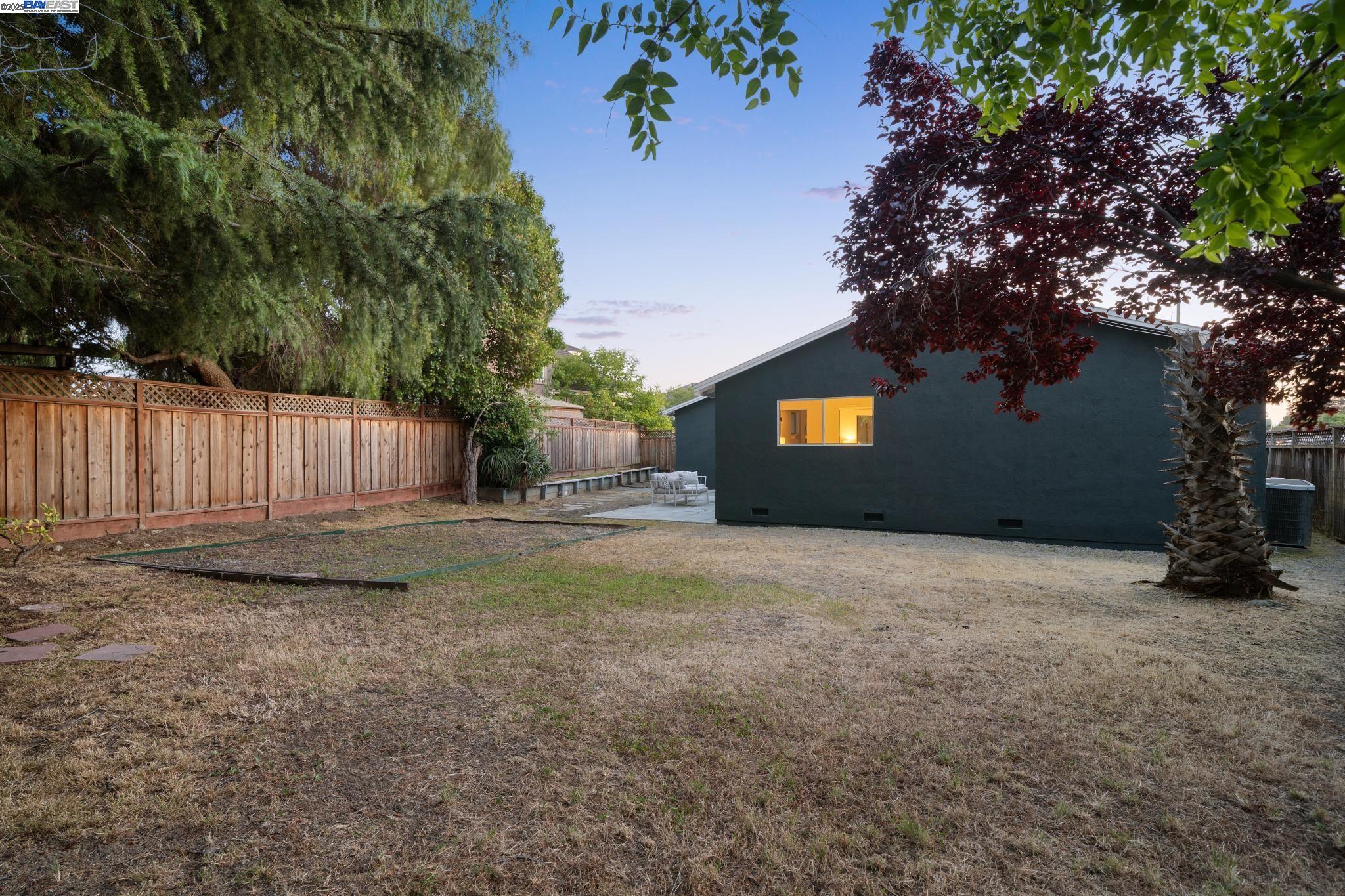 Detail Gallery Image 41 of 58 For 1764 via Flores, San Jose,  CA 95132 - 3 Beds | 2 Baths