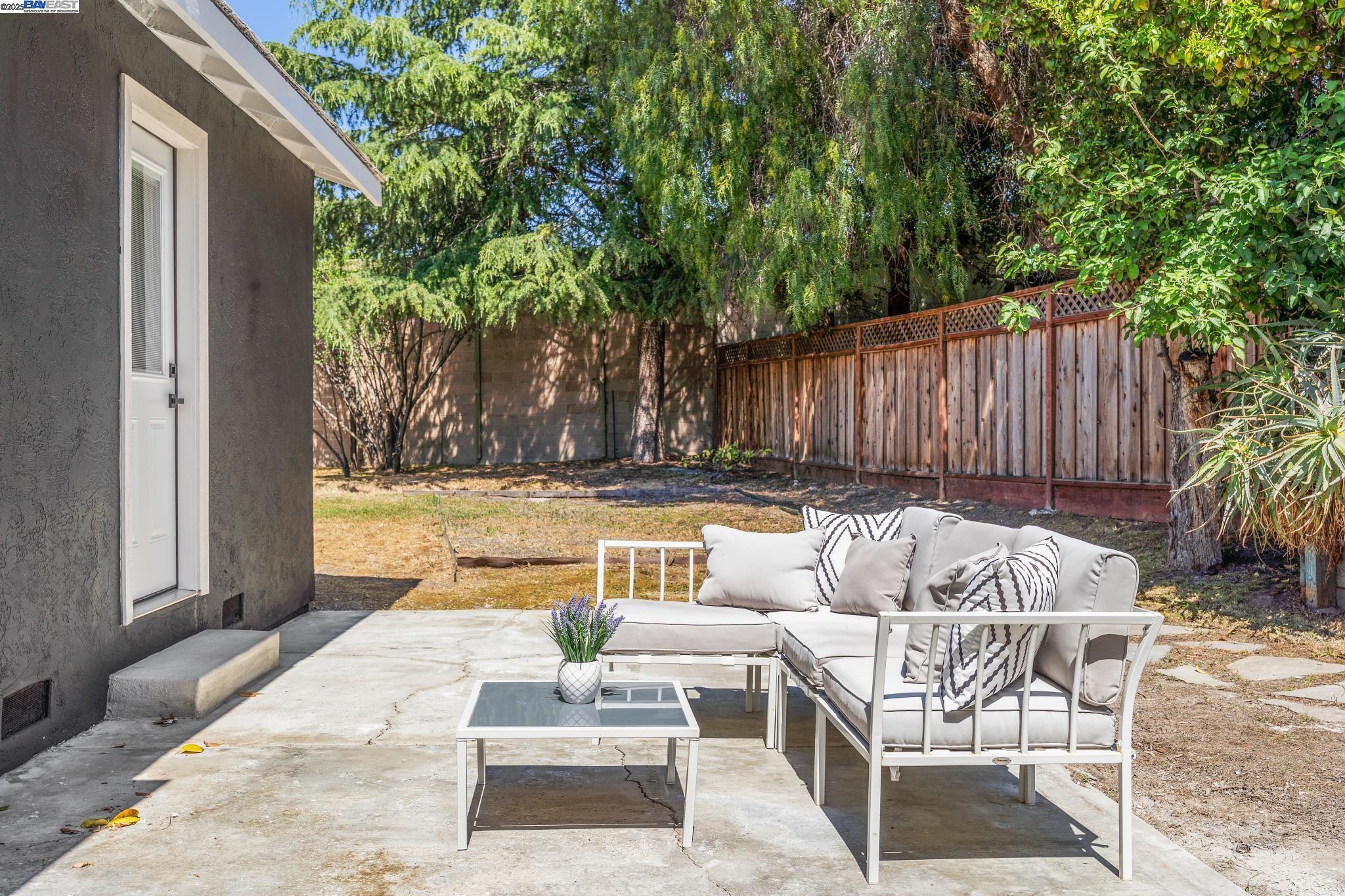 Detail Gallery Image 46 of 58 For 1764 via Flores, San Jose,  CA 95132 - 3 Beds | 2 Baths