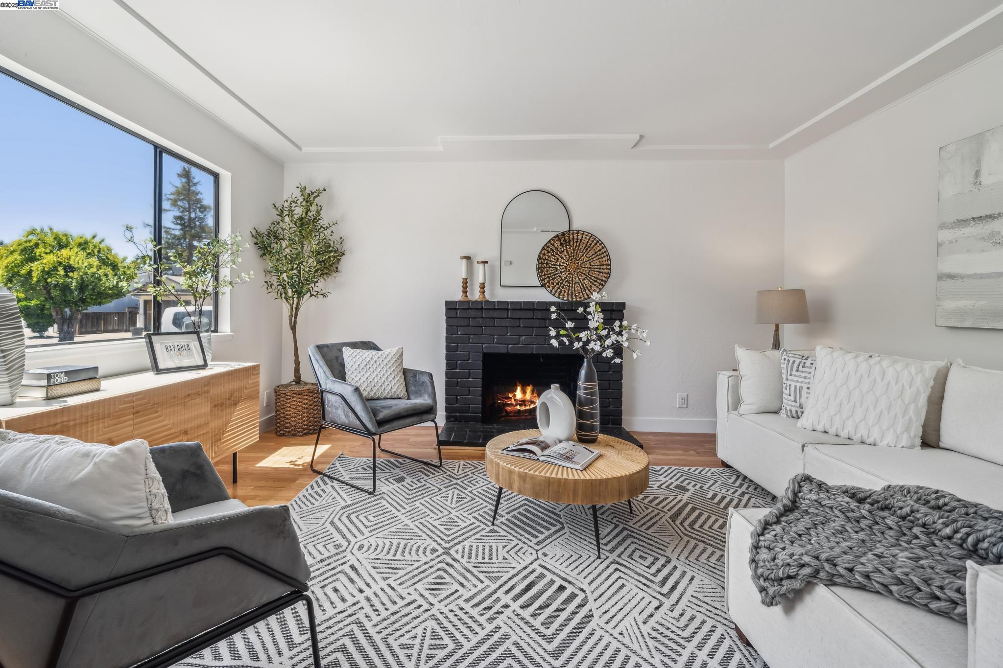 Detail Gallery Image 6 of 58 For 1764 via Flores, San Jose,  CA 95132 - 3 Beds | 2 Baths