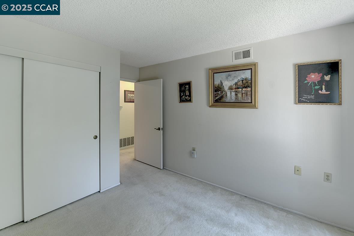 Detail Gallery Image 19 of 42 For 1400 Canyonwood #3,  Walnut Creek,  CA 94595 - 2 Beds | 1 Baths