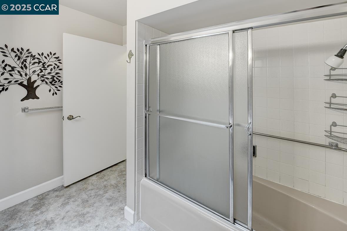 Detail Gallery Image 22 of 42 For 1400 Canyonwood #3,  Walnut Creek,  CA 94595 - 2 Beds | 1 Baths