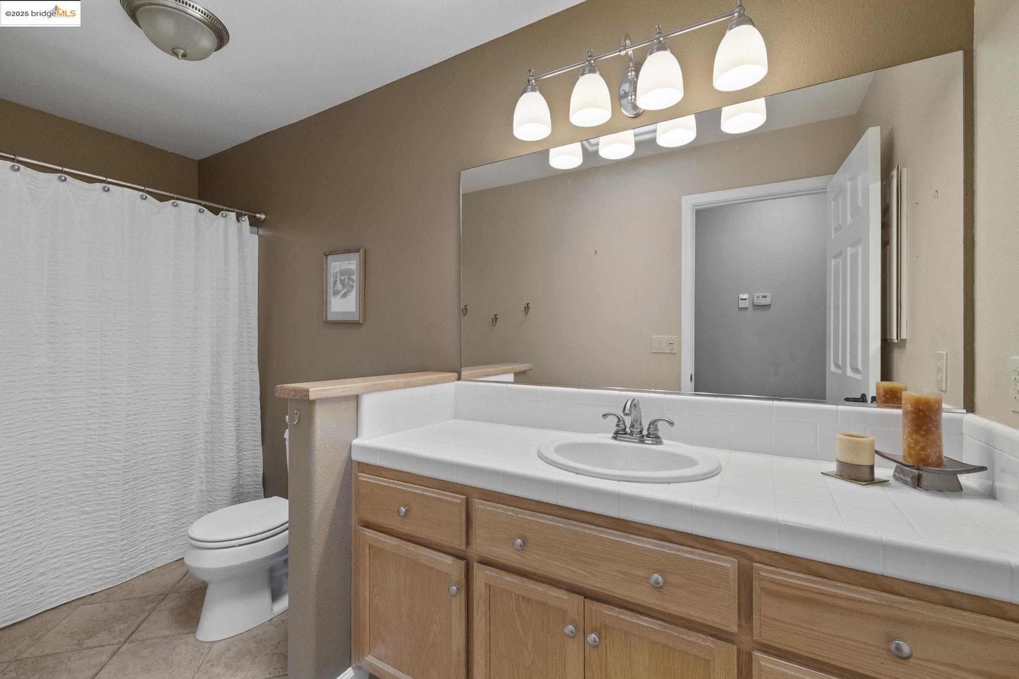 Detail Gallery Image 17 of 48 For 16399 Crestridge Ave, Sonora,  CA 95370 - 3 Beds | 3 Baths
