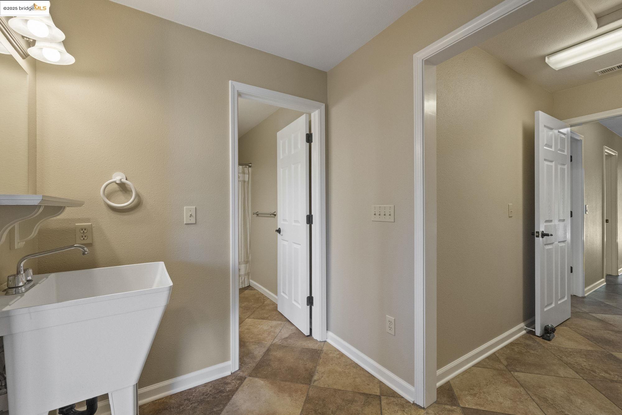 Detail Gallery Image 26 of 48 For 16399 Crestridge Ave, Sonora,  CA 95370 - 3 Beds | 3 Baths