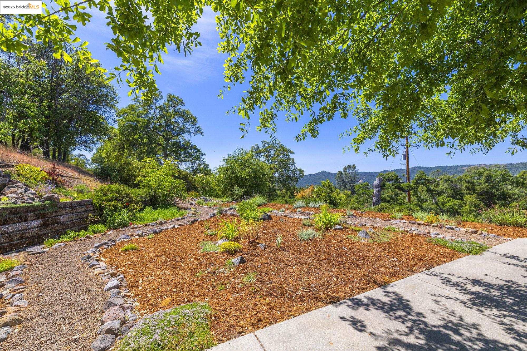 Detail Gallery Image 38 of 48 For 16399 Crestridge Ave, Sonora,  CA 95370 - 3 Beds | 3 Baths