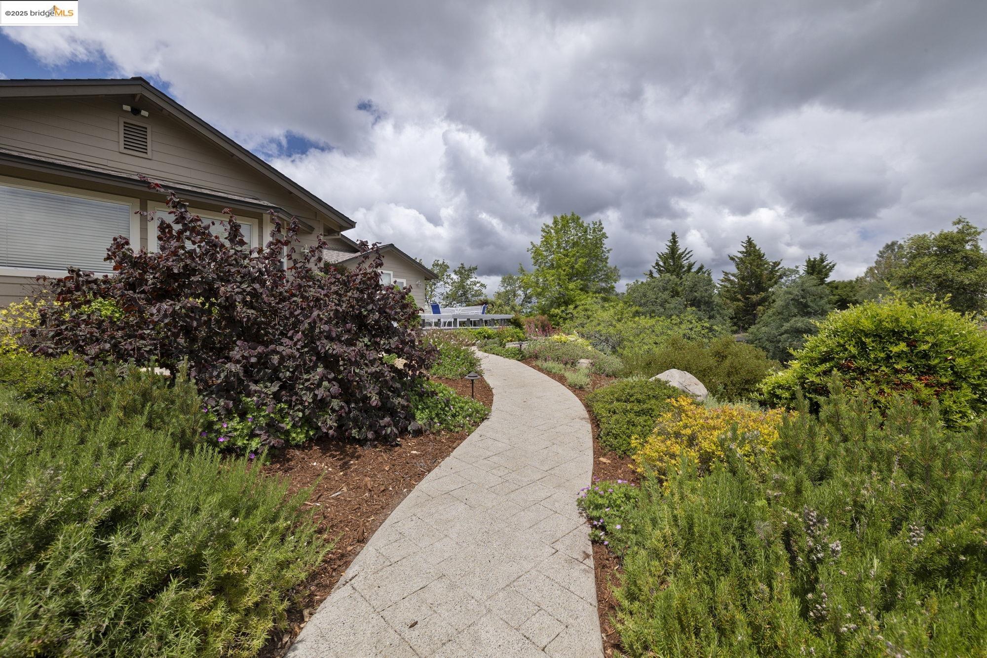 Detail Gallery Image 39 of 48 For 16399 Crestridge Ave, Sonora,  CA 95370 - 3 Beds | 3 Baths