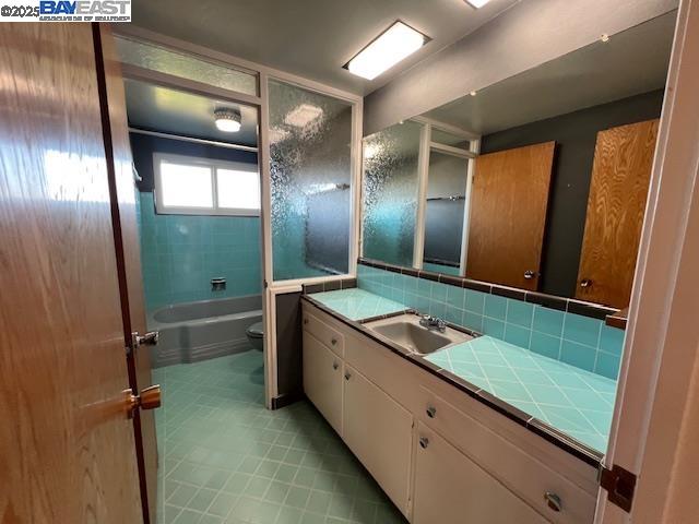 2755 Pineridge Rd, Castro Valley, California 94546, 3 Bedrooms Bedrooms, 6 Rooms Rooms,2 BathroomsBathrooms,Residential Lease,For Rent,2755 Pineridge Rd,41098853