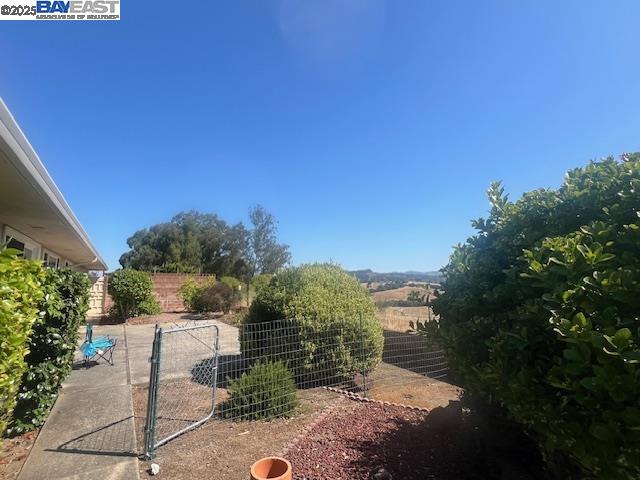 2755 Pineridge Rd, Castro Valley, California 94546, 3 Bedrooms Bedrooms, 6 Rooms Rooms,2 BathroomsBathrooms,Residential Lease,For Rent,2755 Pineridge Rd,41098853