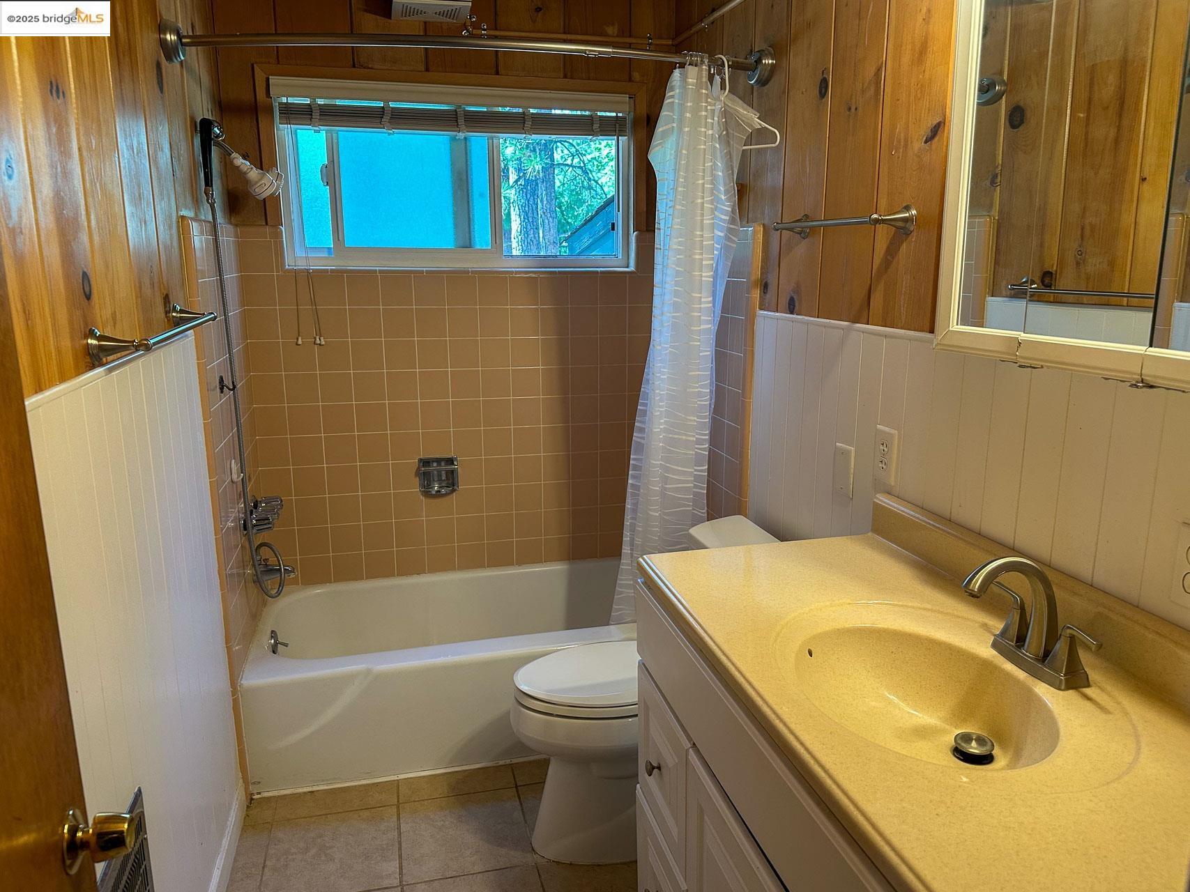 Detail Gallery Image 13 of 29 For 20999 Lama Teumete Rd, Mi Wuk Village,  CA 95346 - 3 Beds | 2 Baths