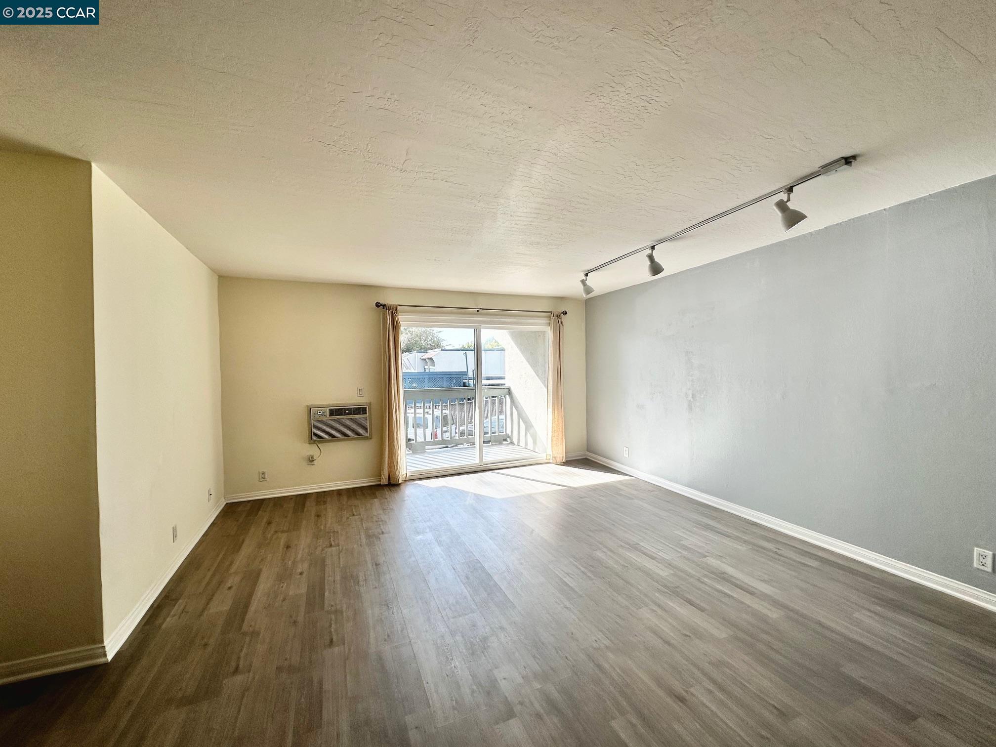 Detail Gallery Image 19 of 33 For 1087 Murrieta Blvd #151,  Livermore,  CA 94550 - 1 Beds | 1 Baths