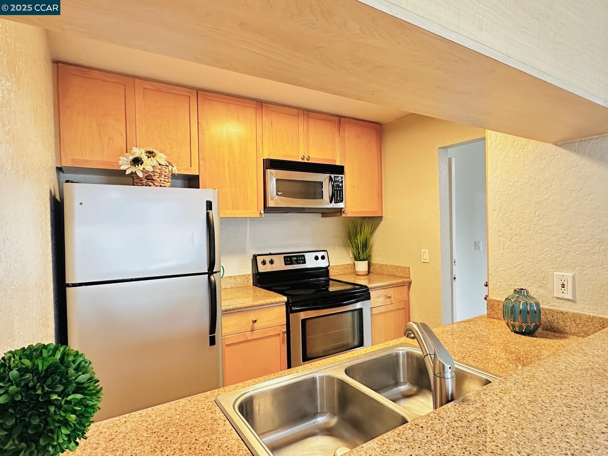 Detail Gallery Image 4 of 33 For 1087 Murrieta Blvd #151,  Livermore,  CA 94550 - 1 Beds | 1 Baths