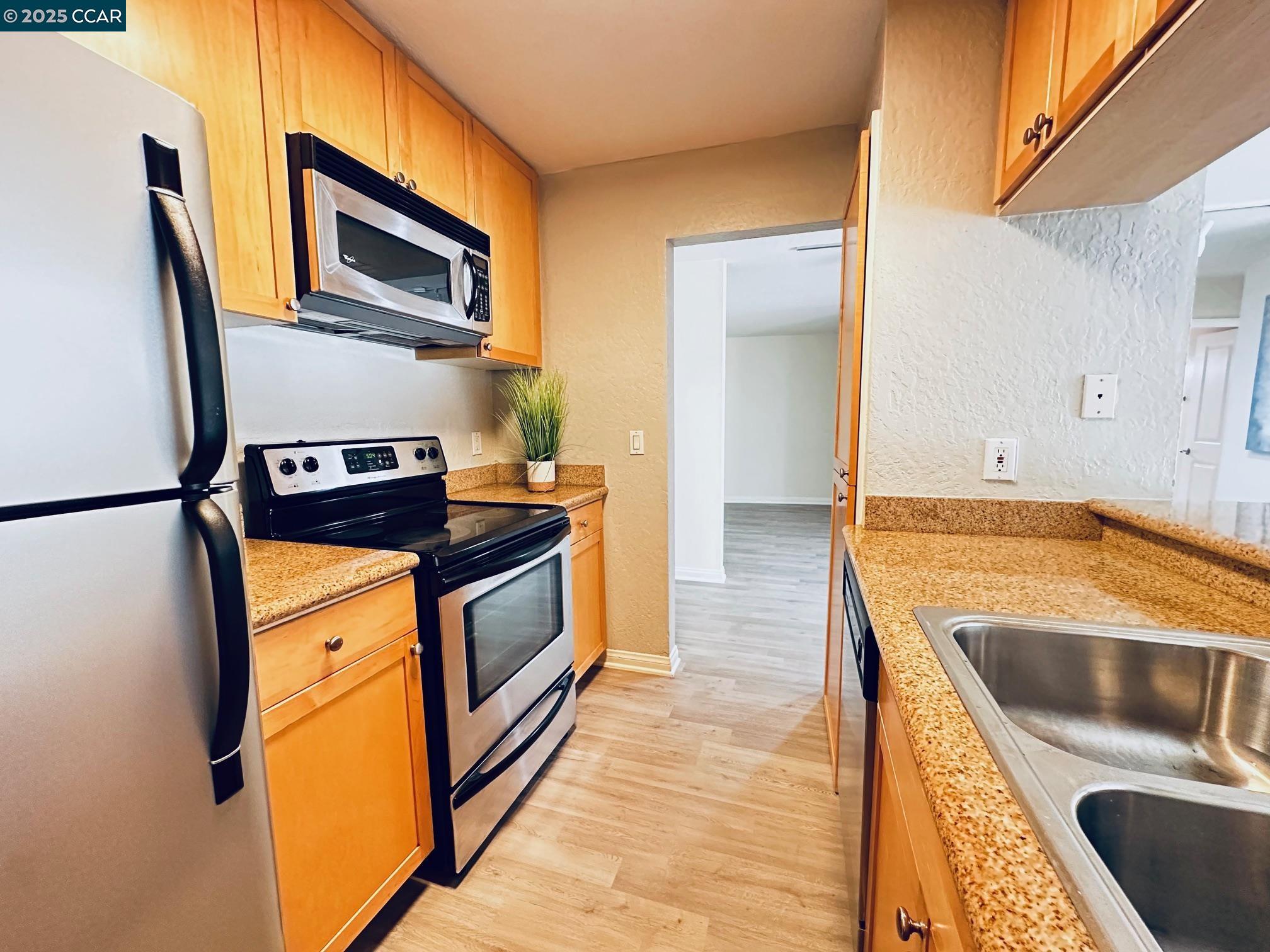 Detail Gallery Image 9 of 33 For 1087 Murrieta Blvd #151,  Livermore,  CA 94550 - 1 Beds | 1 Baths