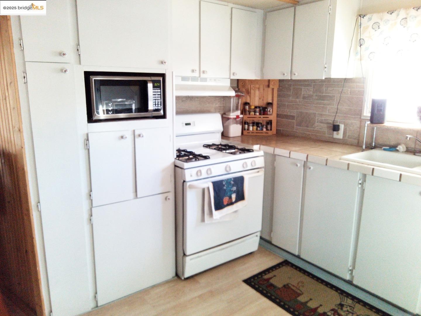 Detail Gallery Image 6 of 11 For 4800 Auburn Folsom Rd #85,  Loomis,  CA 95650 - 1 Beds | 1 Baths