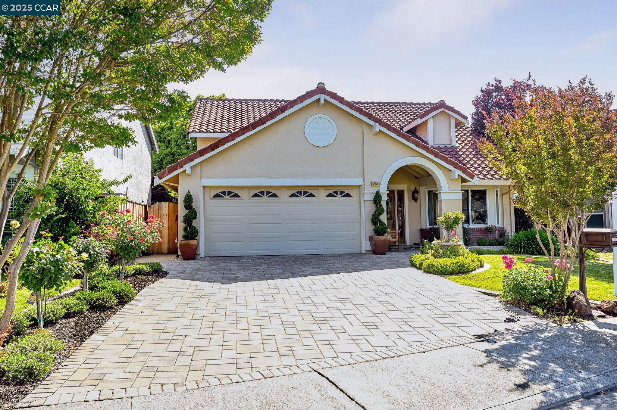 Detail Gallery Image 6 of 48 For 233 Summerford Circle, San Ramon,  CA 94583 - 4 Beds | 3 Baths
