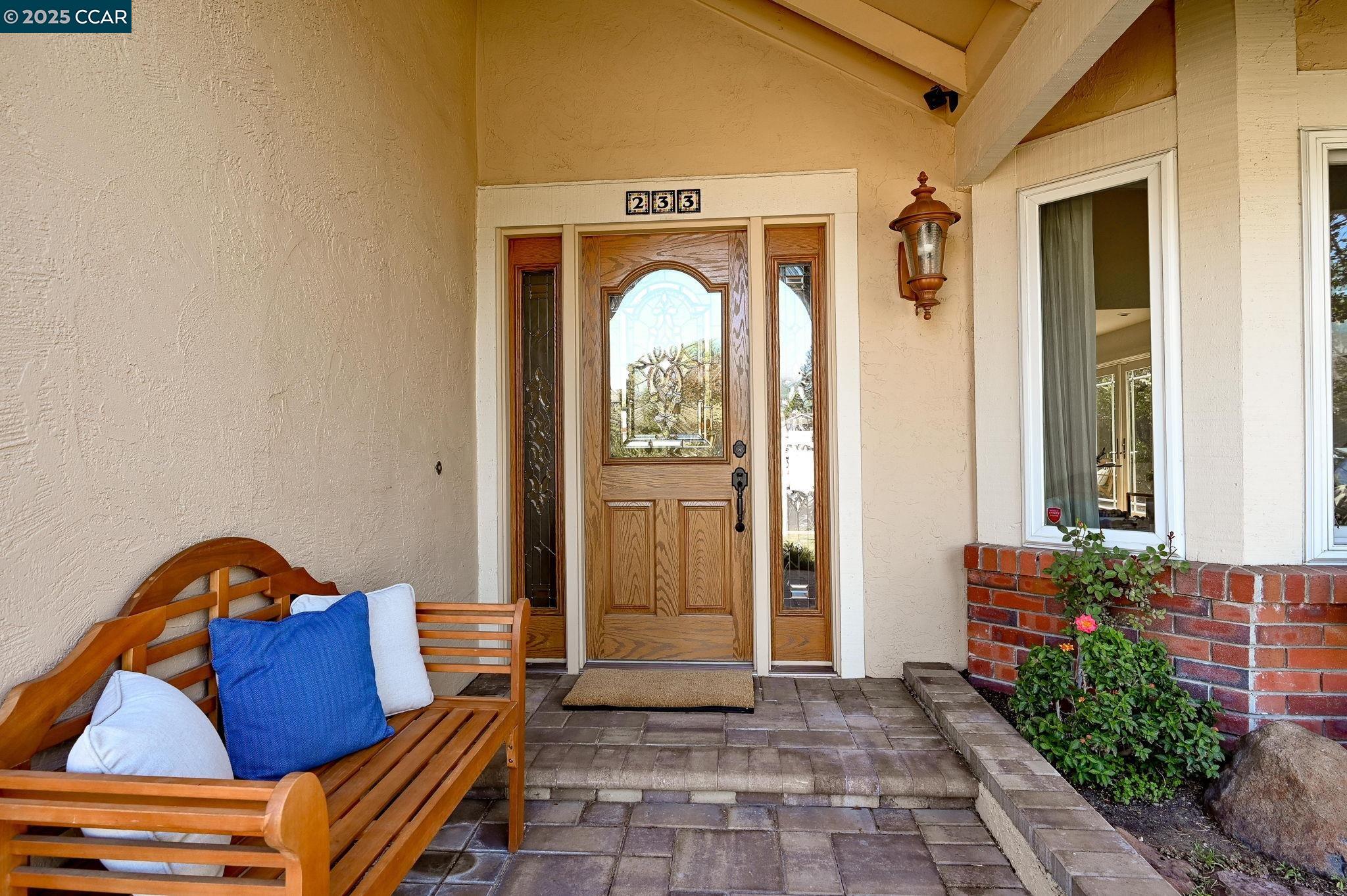 Detail Gallery Image 7 of 48 For 233 Summerford Circle, San Ramon,  CA 94583 - 4 Beds | 3 Baths
