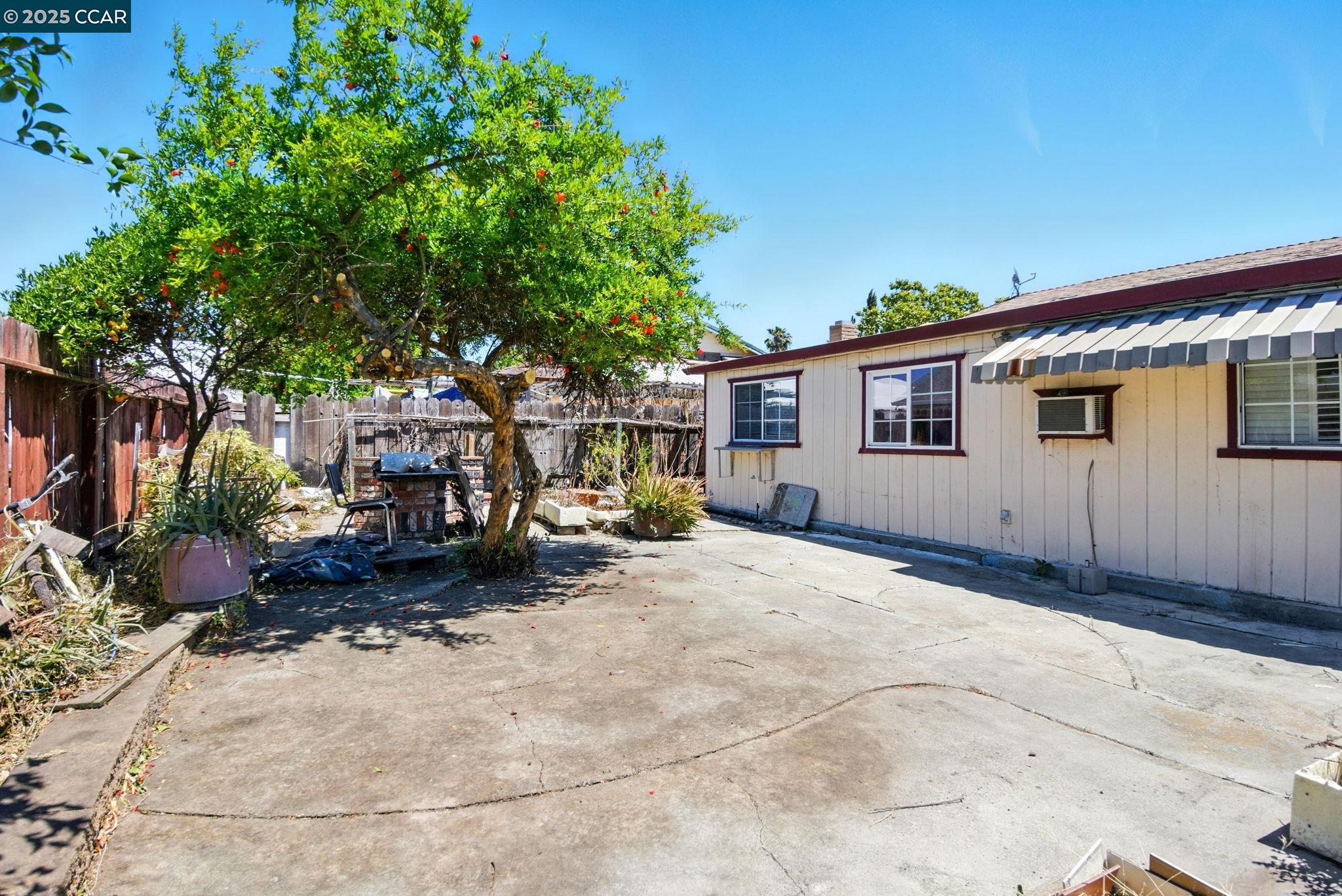 Detail Gallery Image 30 of 30 For 9121 Eaglepoint Ln, Stockton,  CA 95210 - 3 Beds | 2 Baths