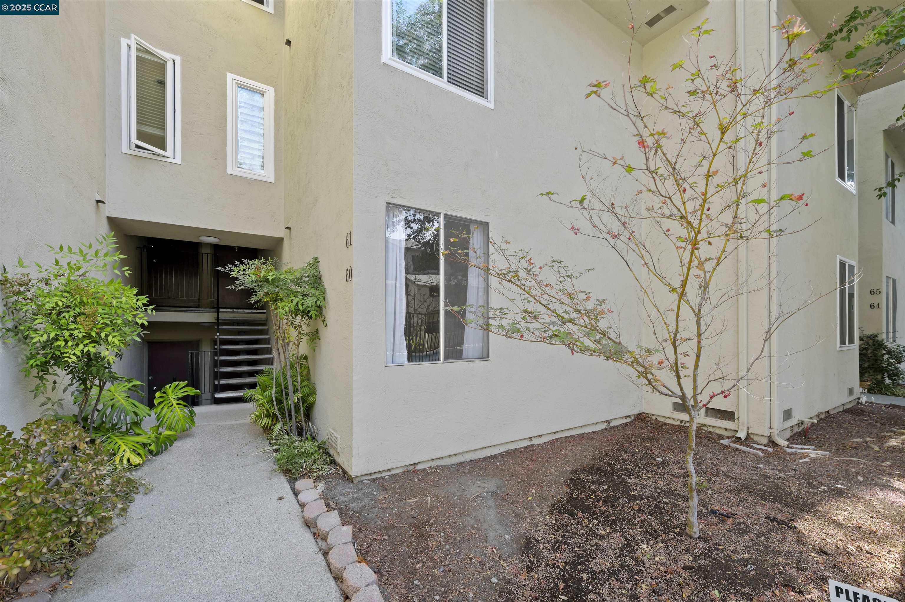 Detail Gallery Image 5 of 16 For 2712 Oak Rd #60,  Walnut Creek,  CA 94597 - 1 Beds | 1 Baths