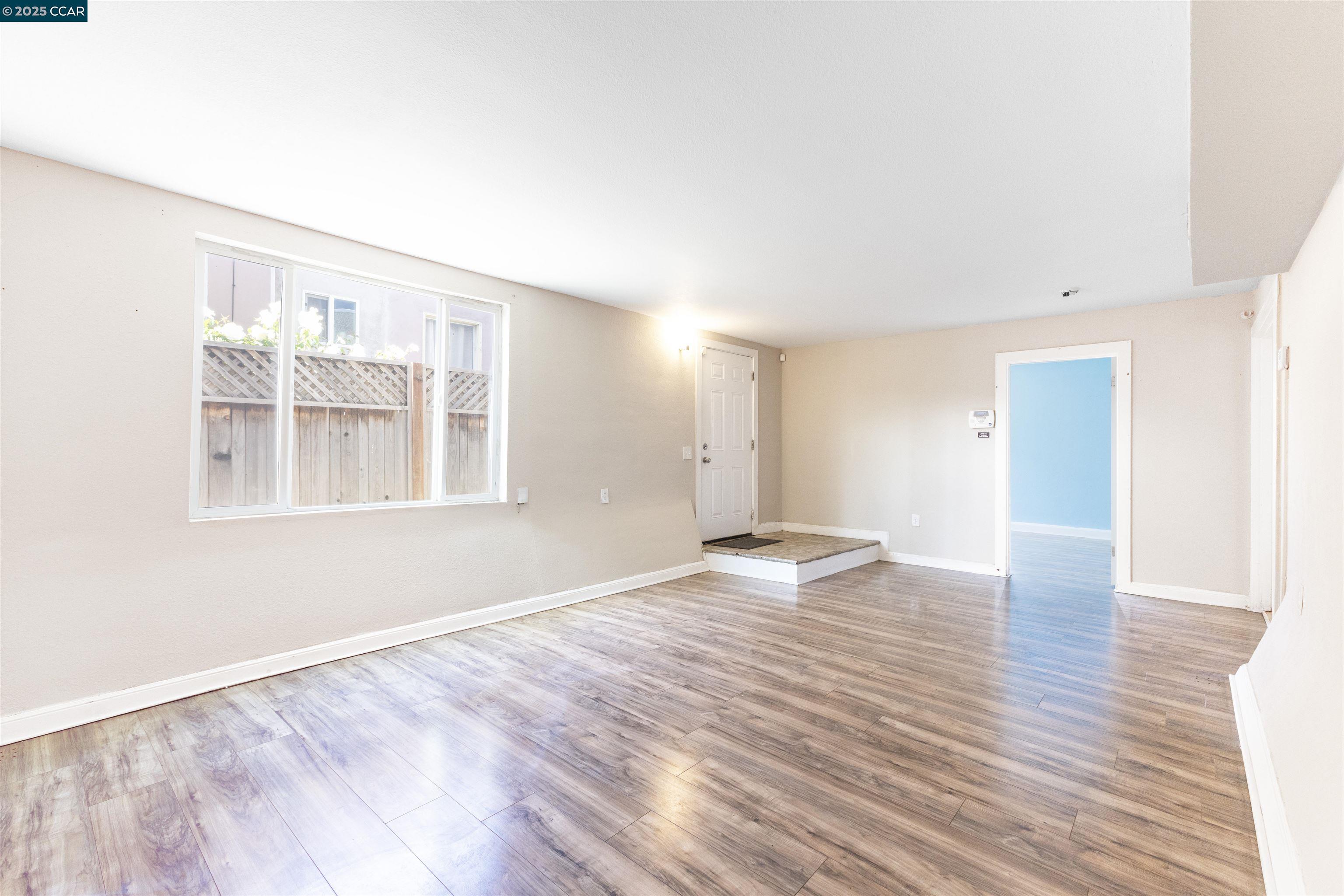 Detail Gallery Image 6 of 25 For 535-537 34th Street, Richmond,  CA 94805 - – Beds | – Baths