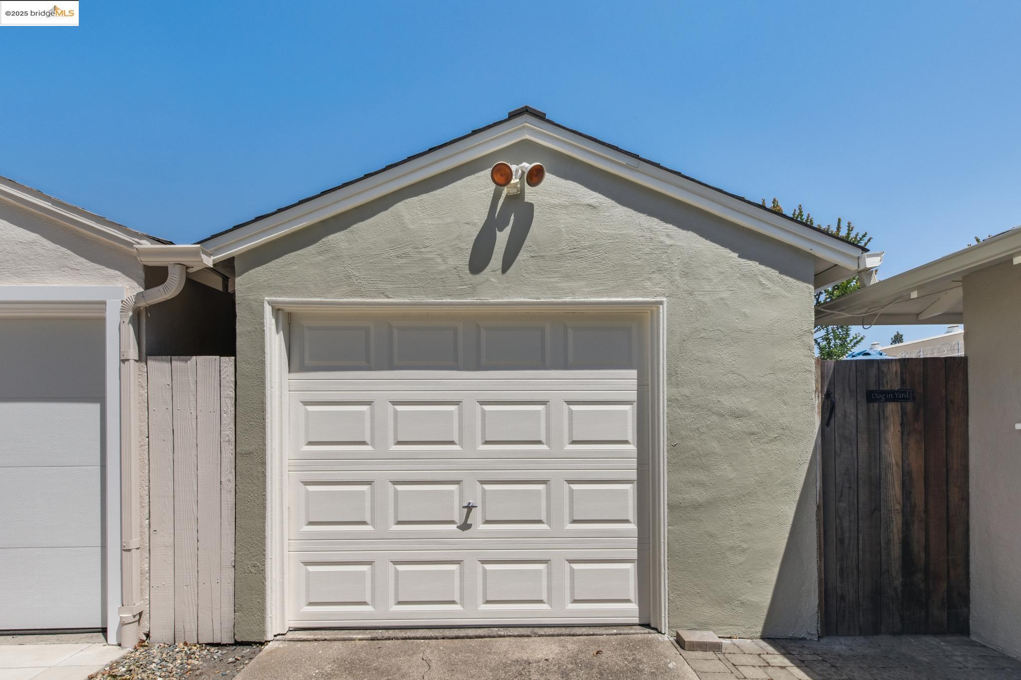 1875 Susan Ln.