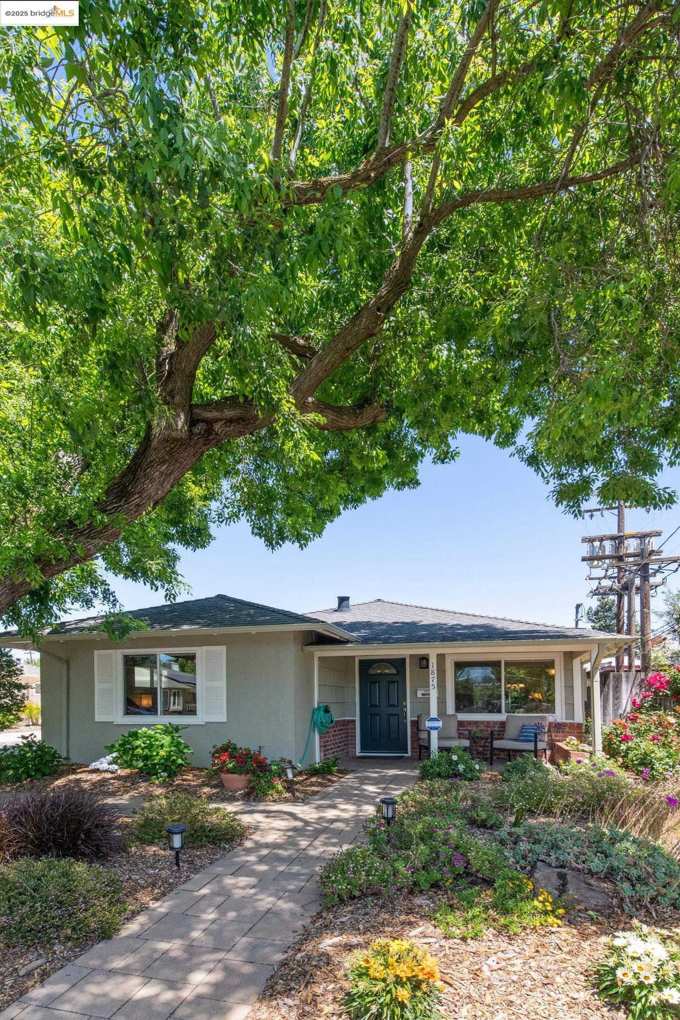 1875 Susan Ln.
