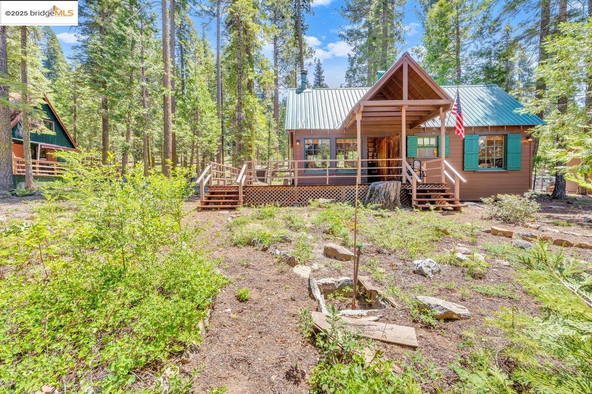 Detail Gallery Image 1 of 1 For 39 Cow Creek, Pinecrest,  CA 95364 - 2 Beds | 1 Baths