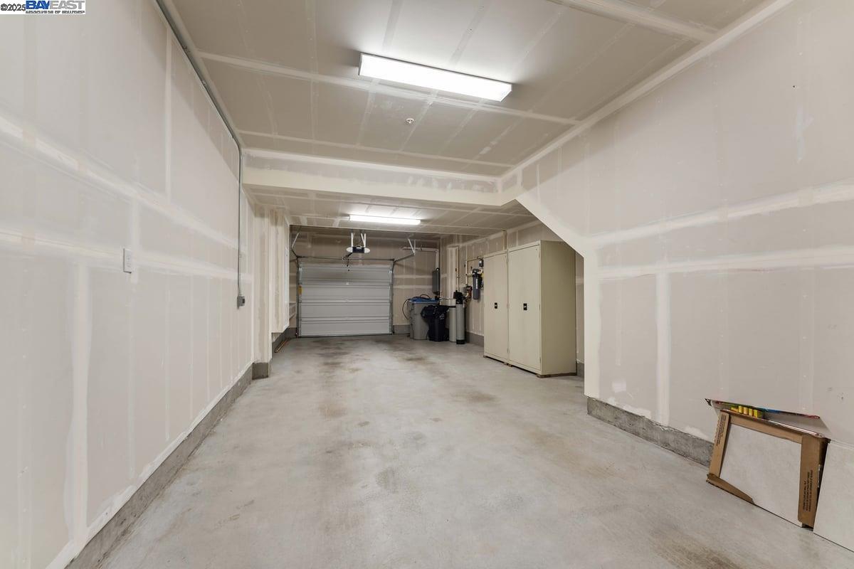 Detail Gallery Image 22 of 29 For 5753 Vibrant Loop, San Jose,  CA 95119 - 2 Beds | 2/1 Baths