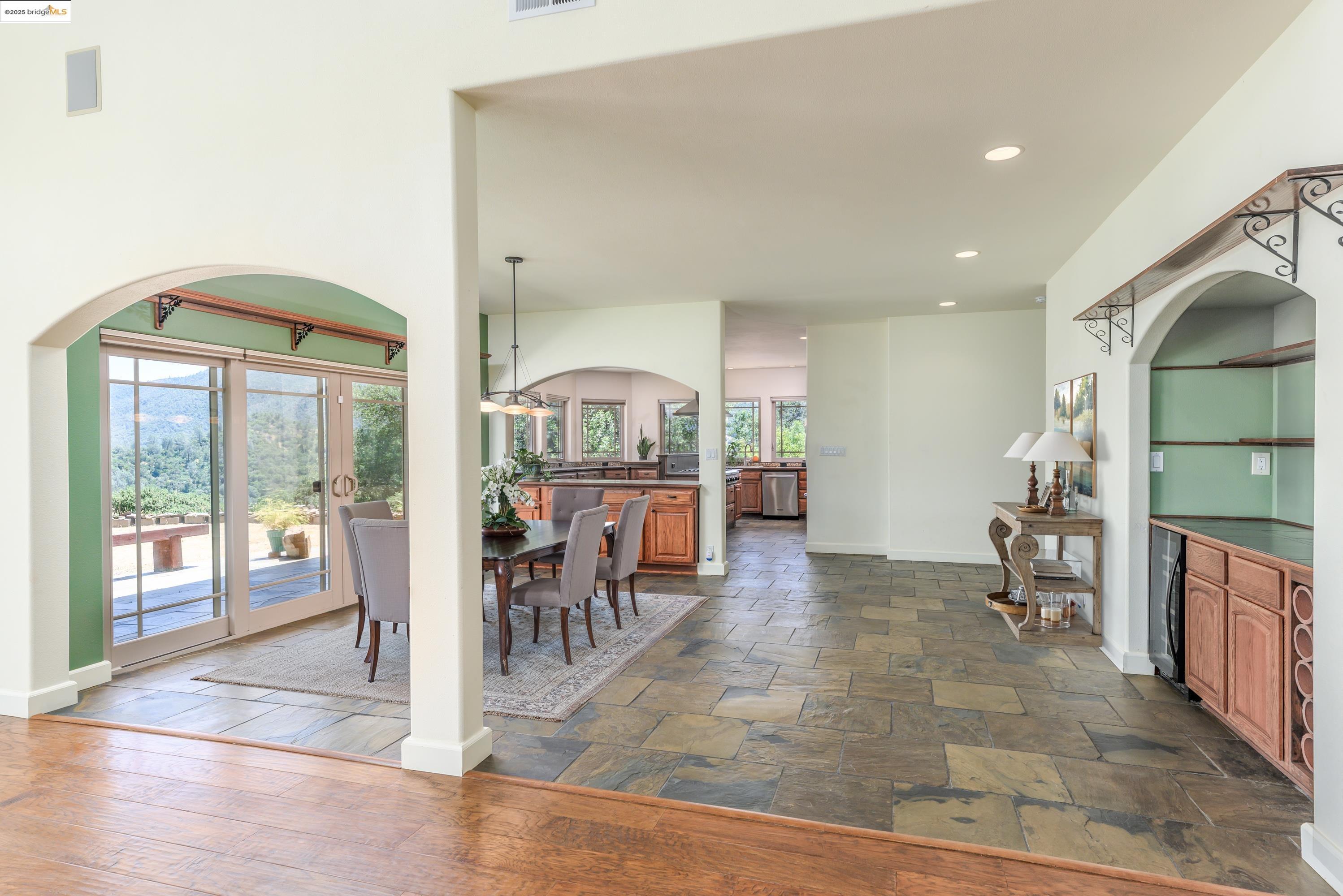 Detail Gallery Image 10 of 48 For 11770 River Rd, Jamestown,  CA 95327 - 3 Beds | 2/1 Baths
