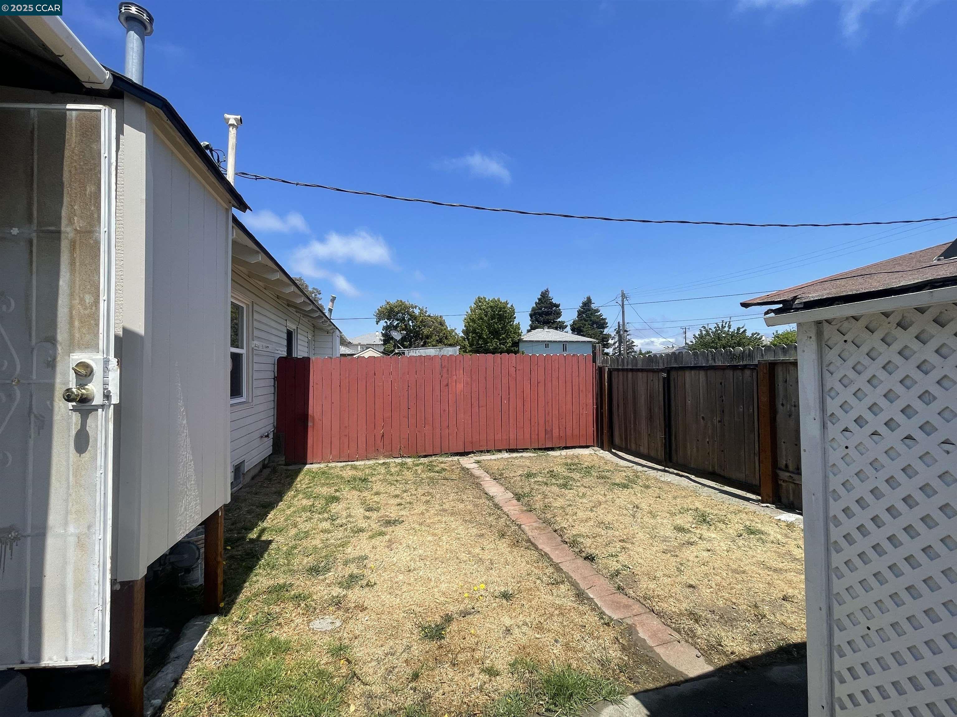Detail Gallery Image 15 of 21 For 144 Garrard Blvd, Richmond,  CA 94801 - 3 Beds | 1 Baths