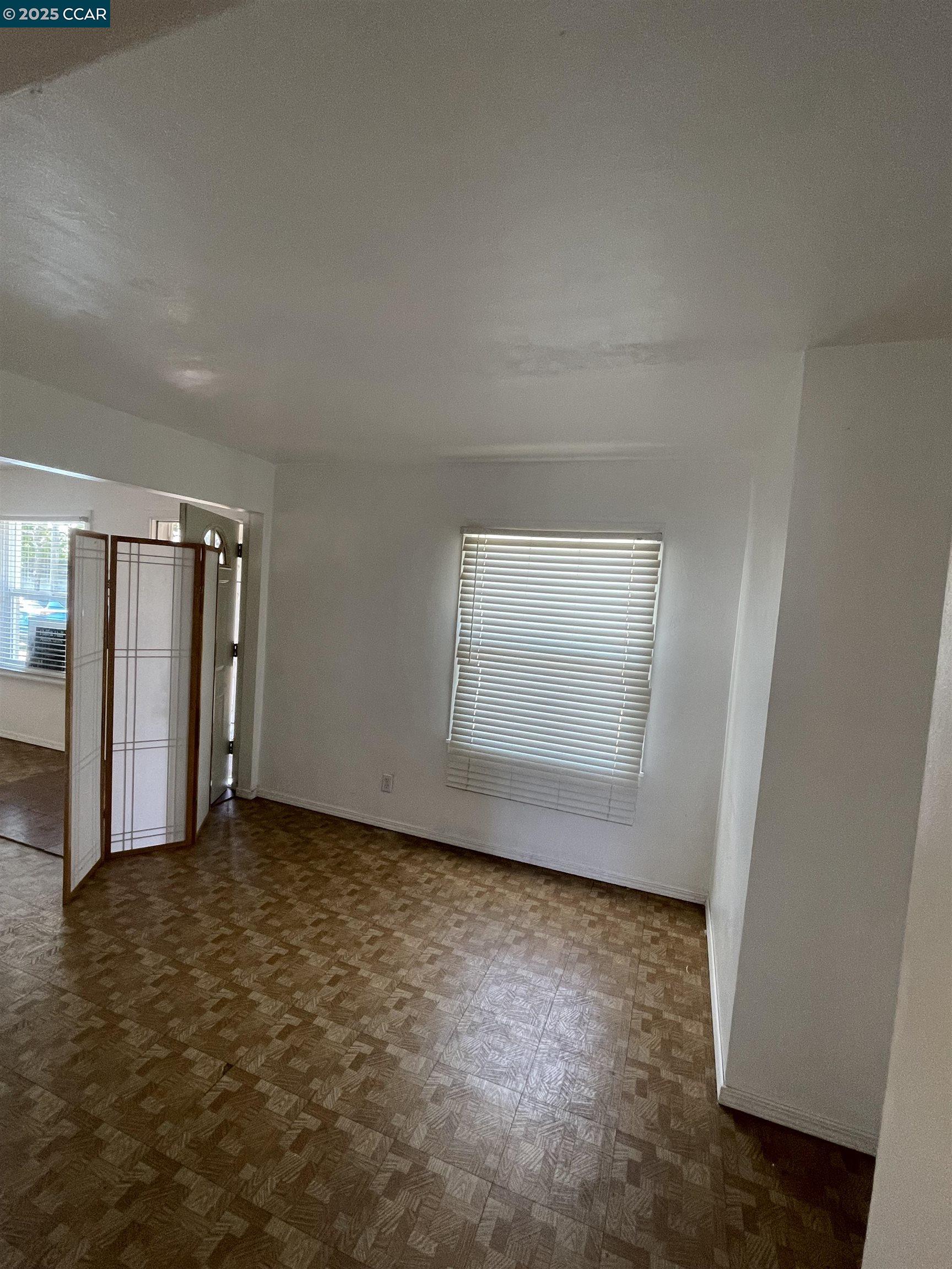 Detail Gallery Image 10 of 21 For 144 Garrard Blvd, Richmond,  CA 94801 - 3 Beds | 1 Baths