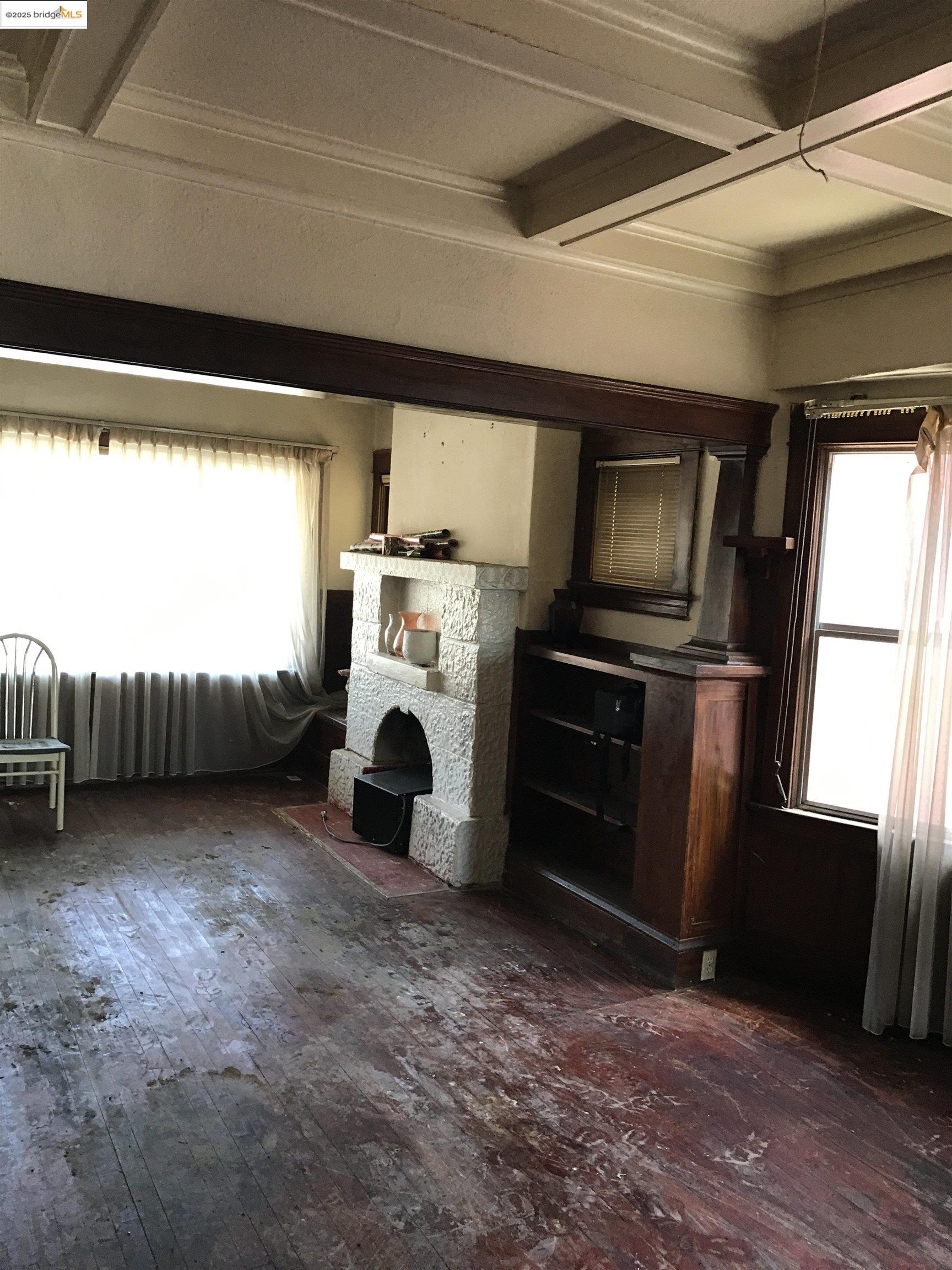 5607 Edgerly St, Oakland, California 94621, 2 Bedrooms Bedrooms, 5 Rooms Rooms,1 BathroomBathrooms,Residential,For Sale,5607 Edgerly St,41098885