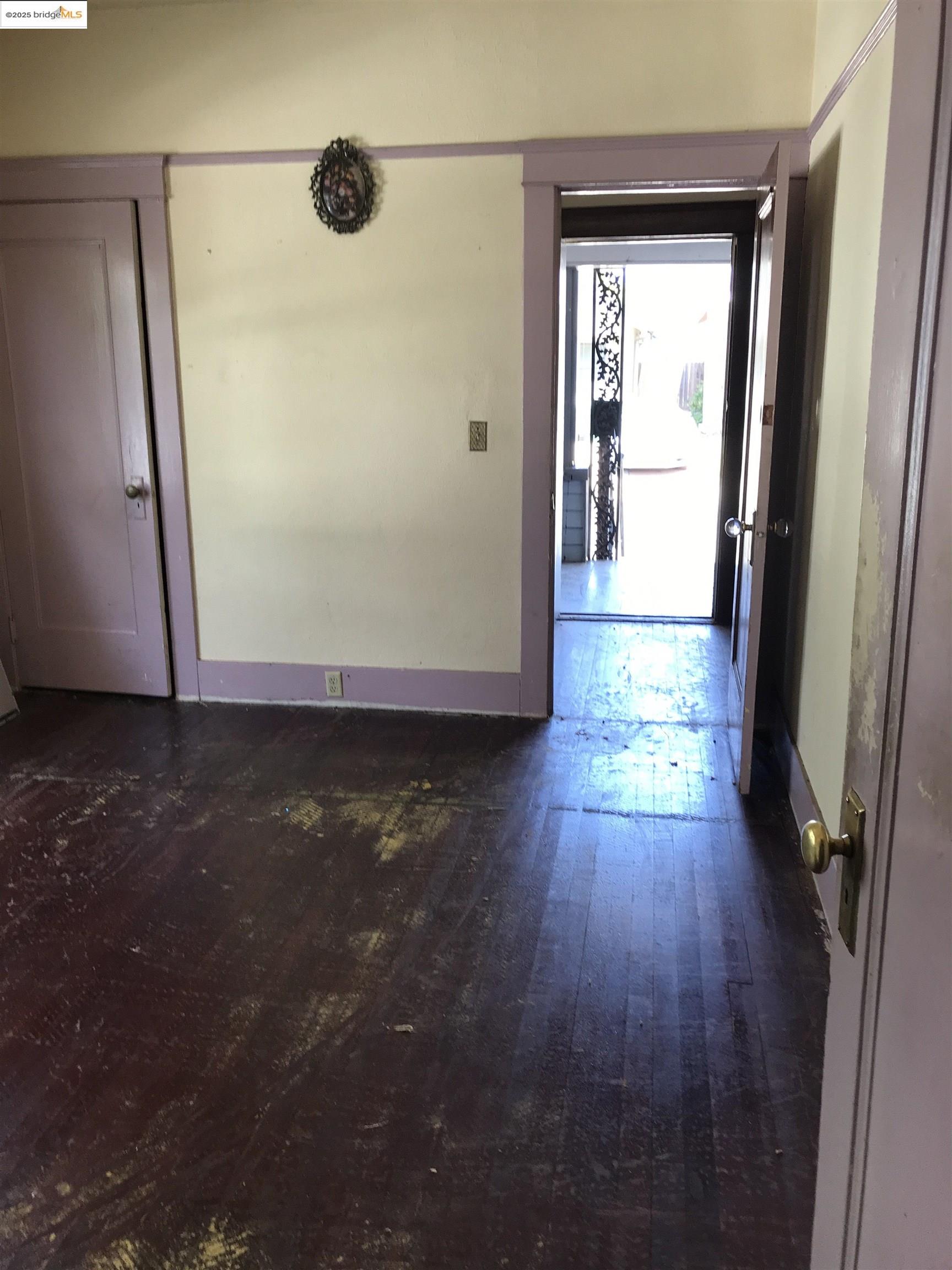 5607 Edgerly St, Oakland, California 94621, 2 Bedrooms Bedrooms, 5 Rooms Rooms,1 BathroomBathrooms,Residential,For Sale,5607 Edgerly St,41098885